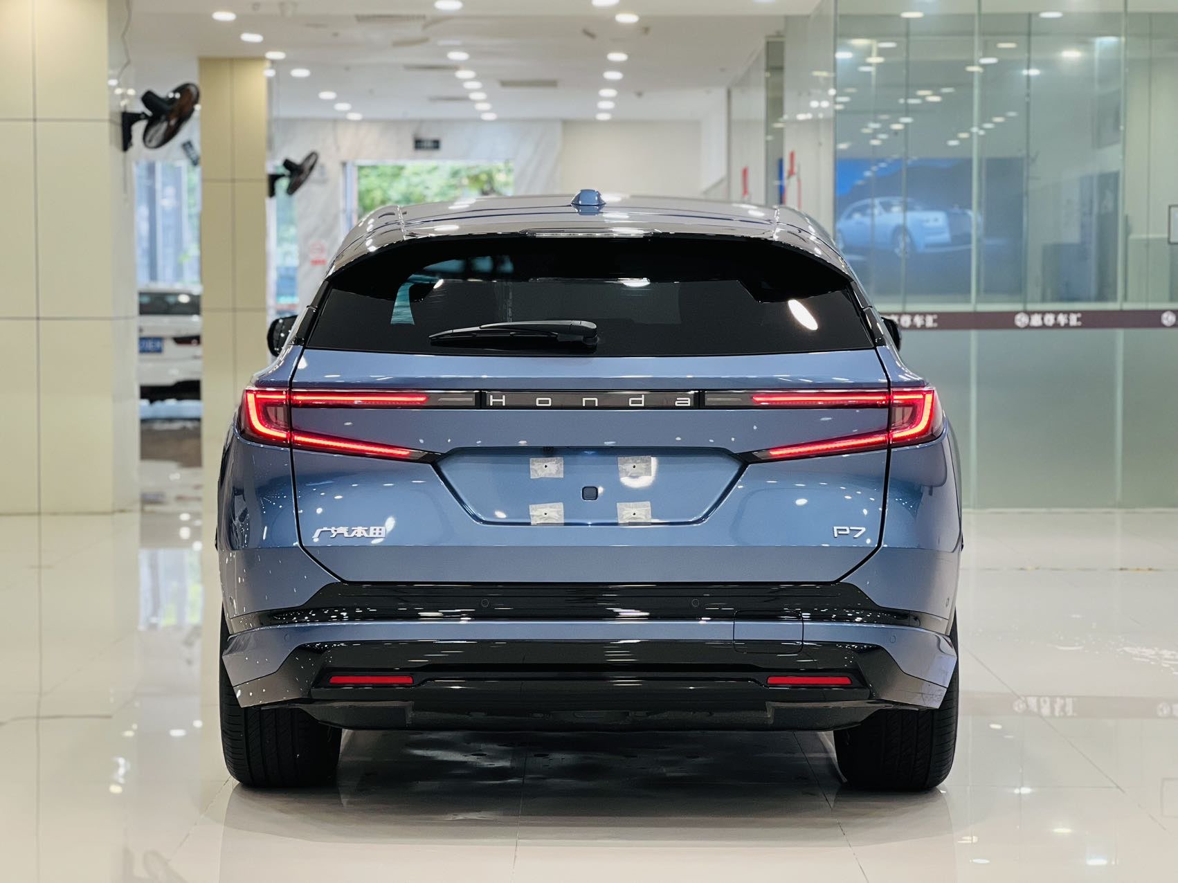 Honda P7 2025 car image #15