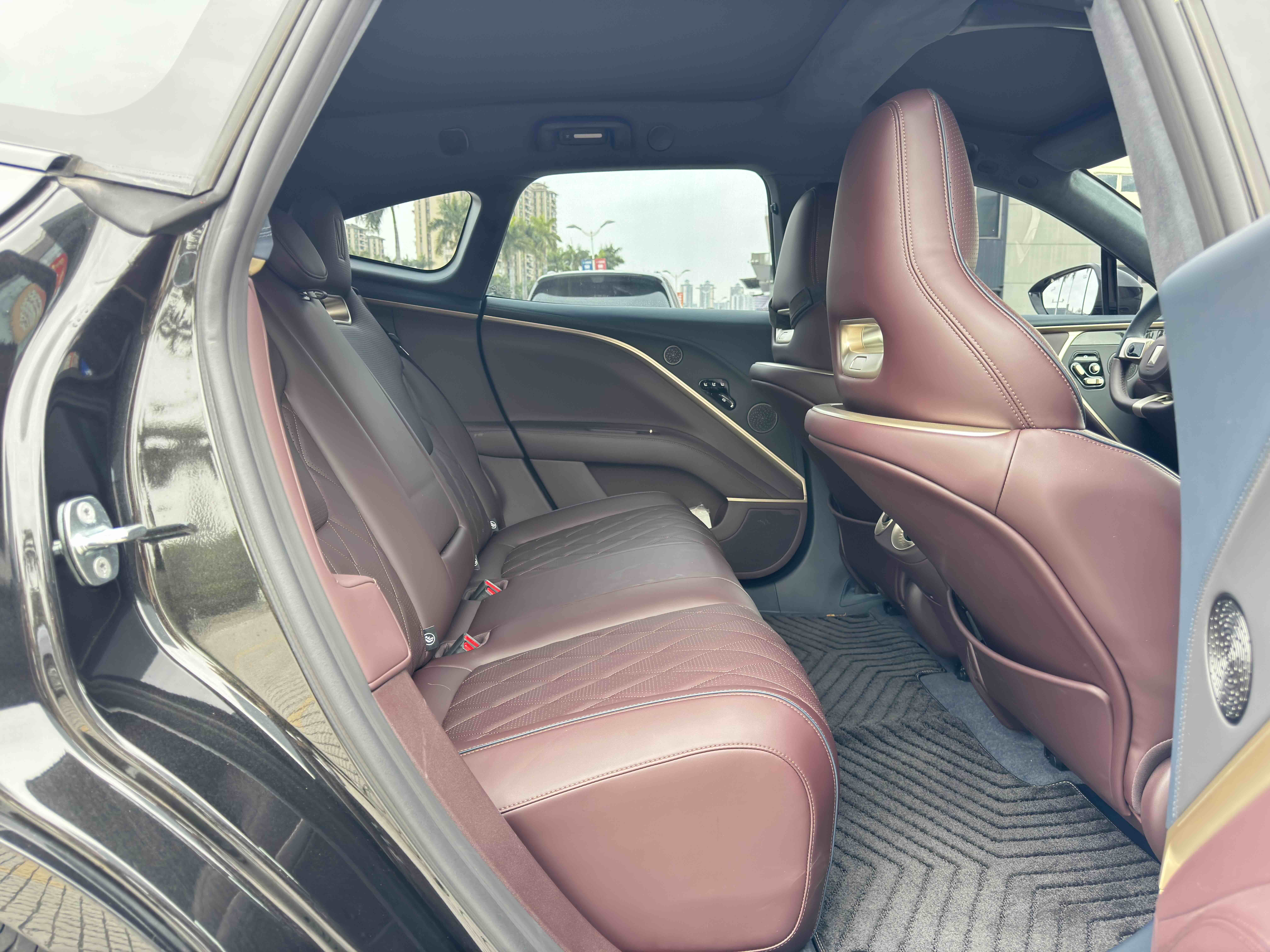 Avatr 11 2025 imagem de carro #15