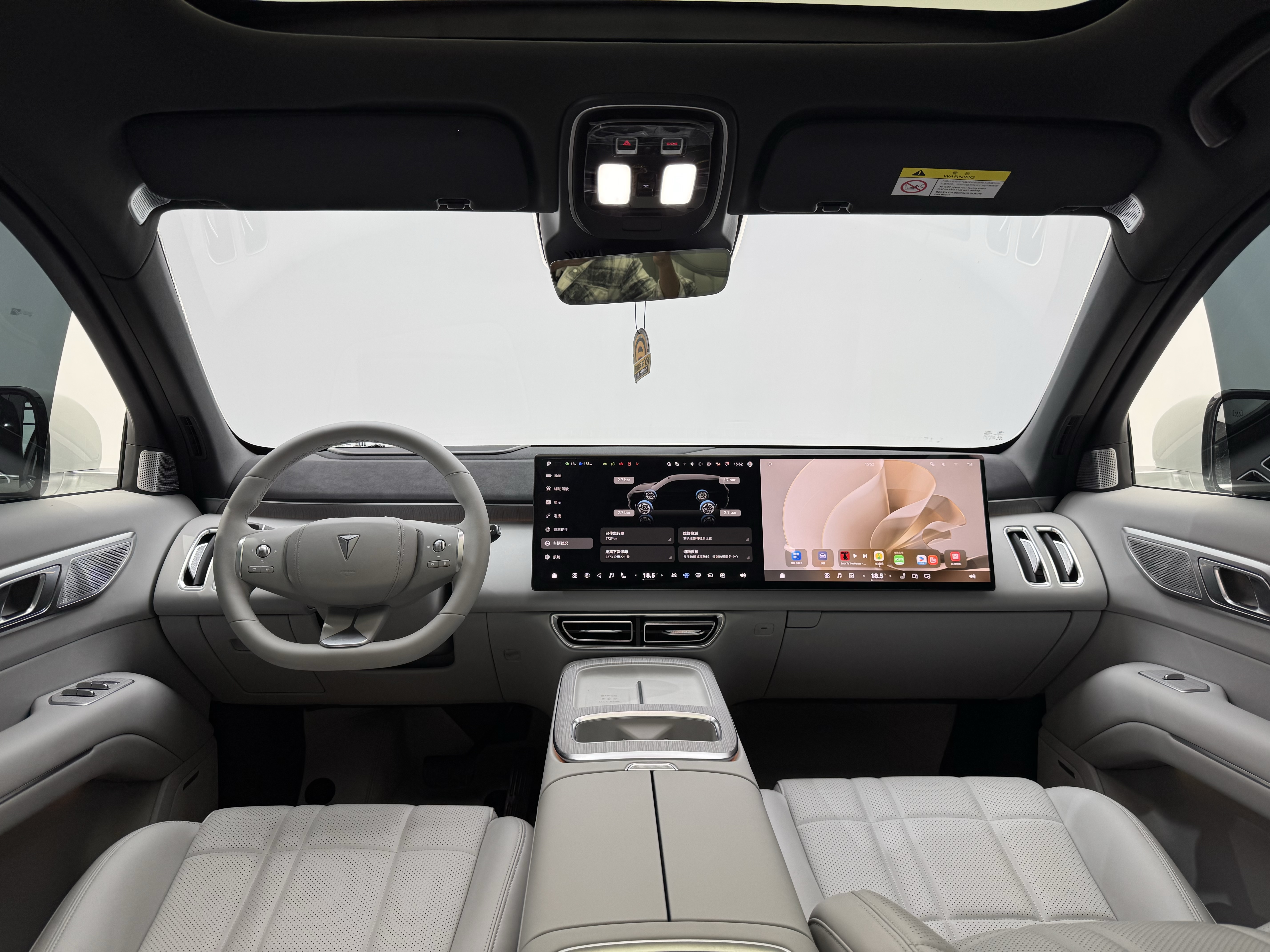 Deepal S09 2025 car image #15