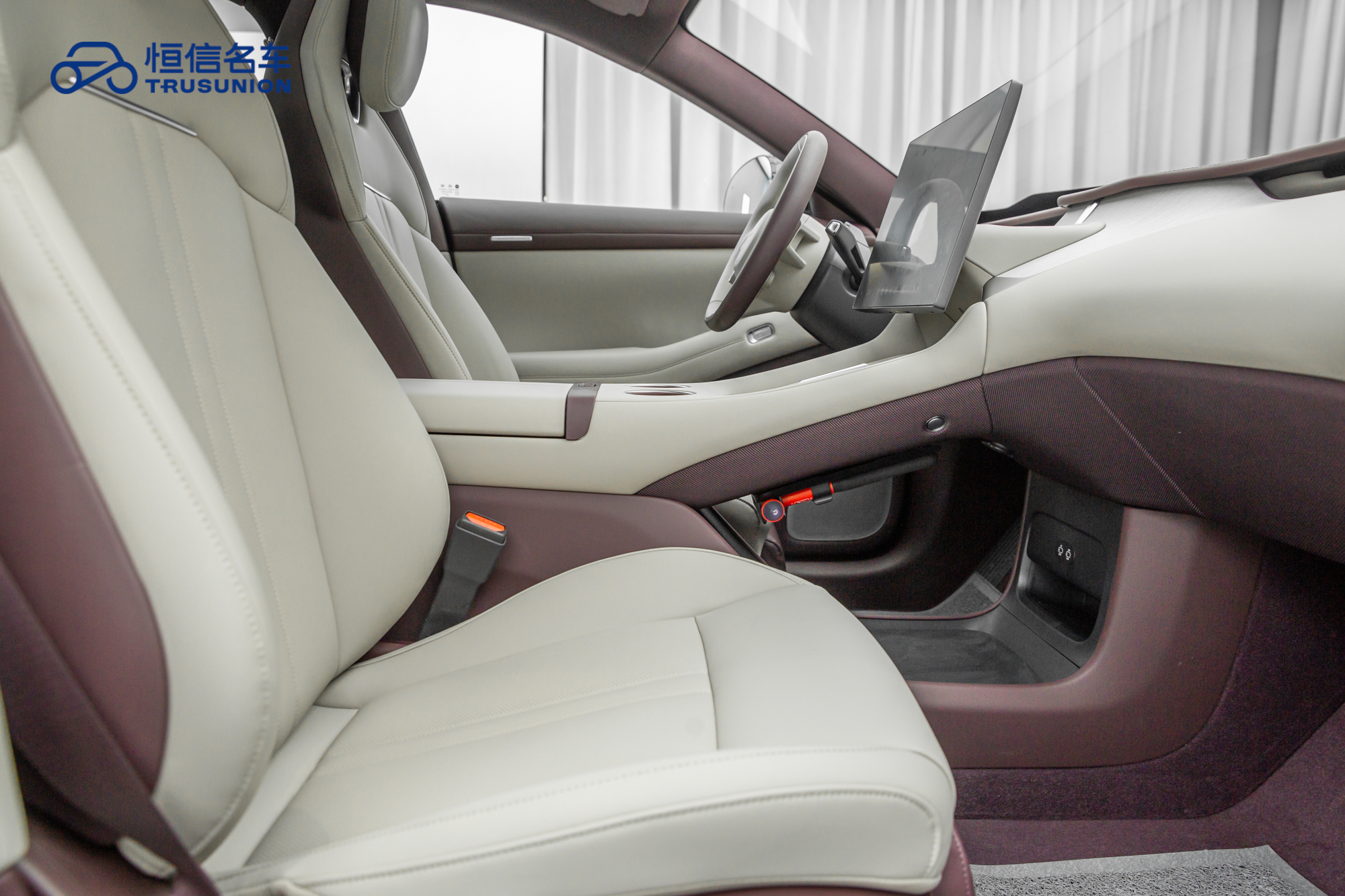 小米汽车 小米YU7 2025 汽车图片 #15