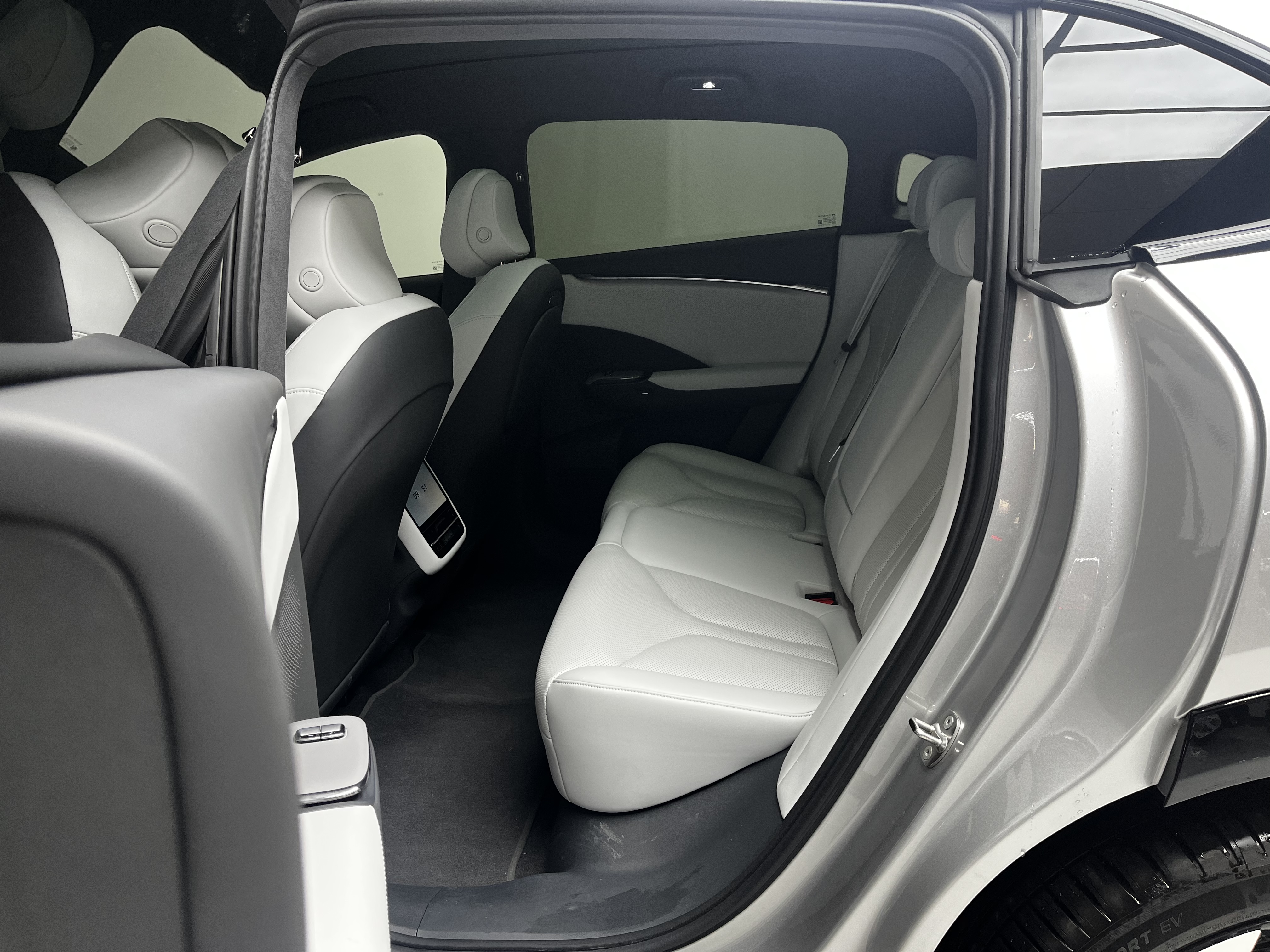 Xpeng G7 2025 #15 Xpeng G7 2025 car image #15