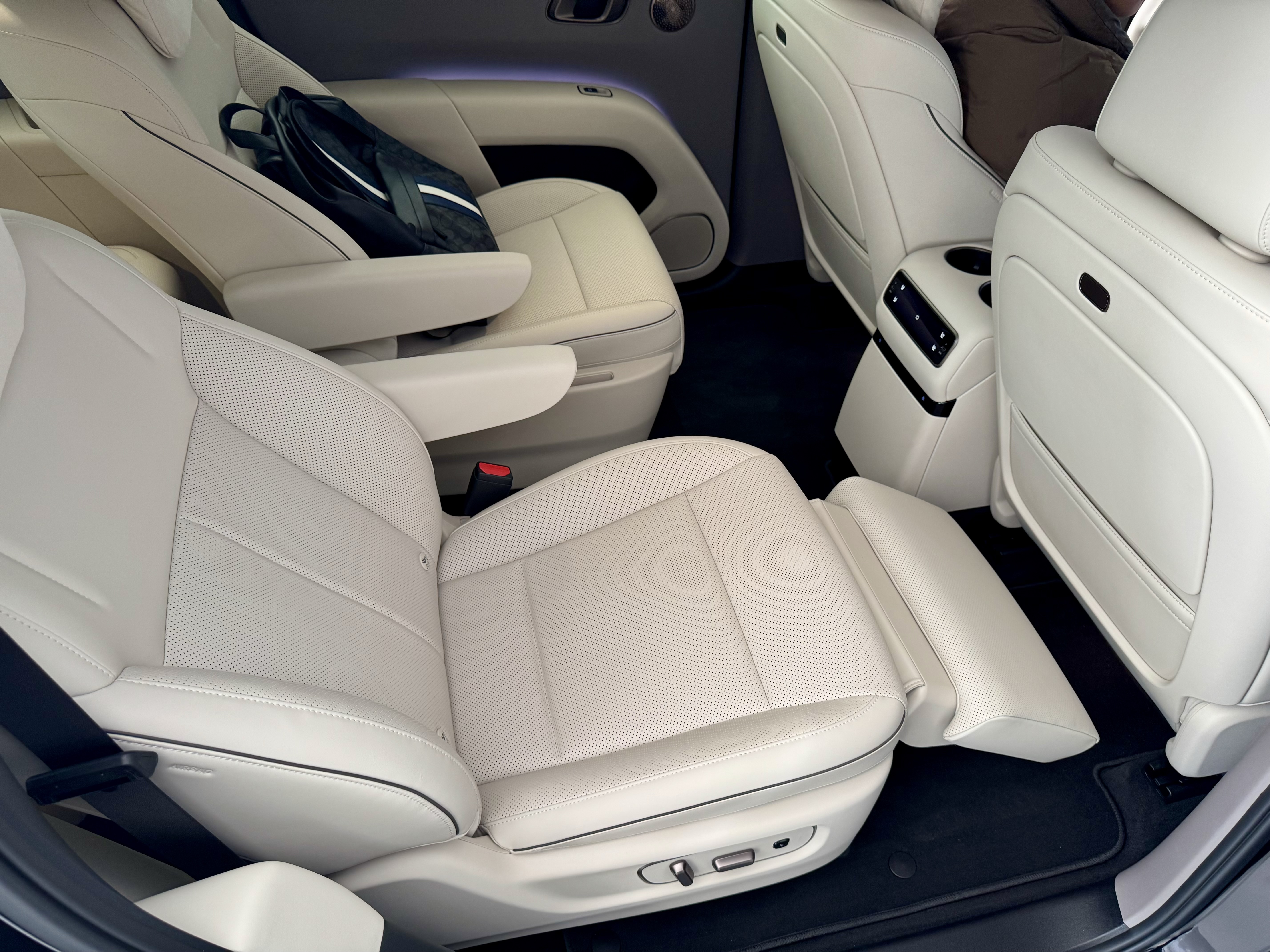 理想汽车 理想i6 2025 汽车图片 #15