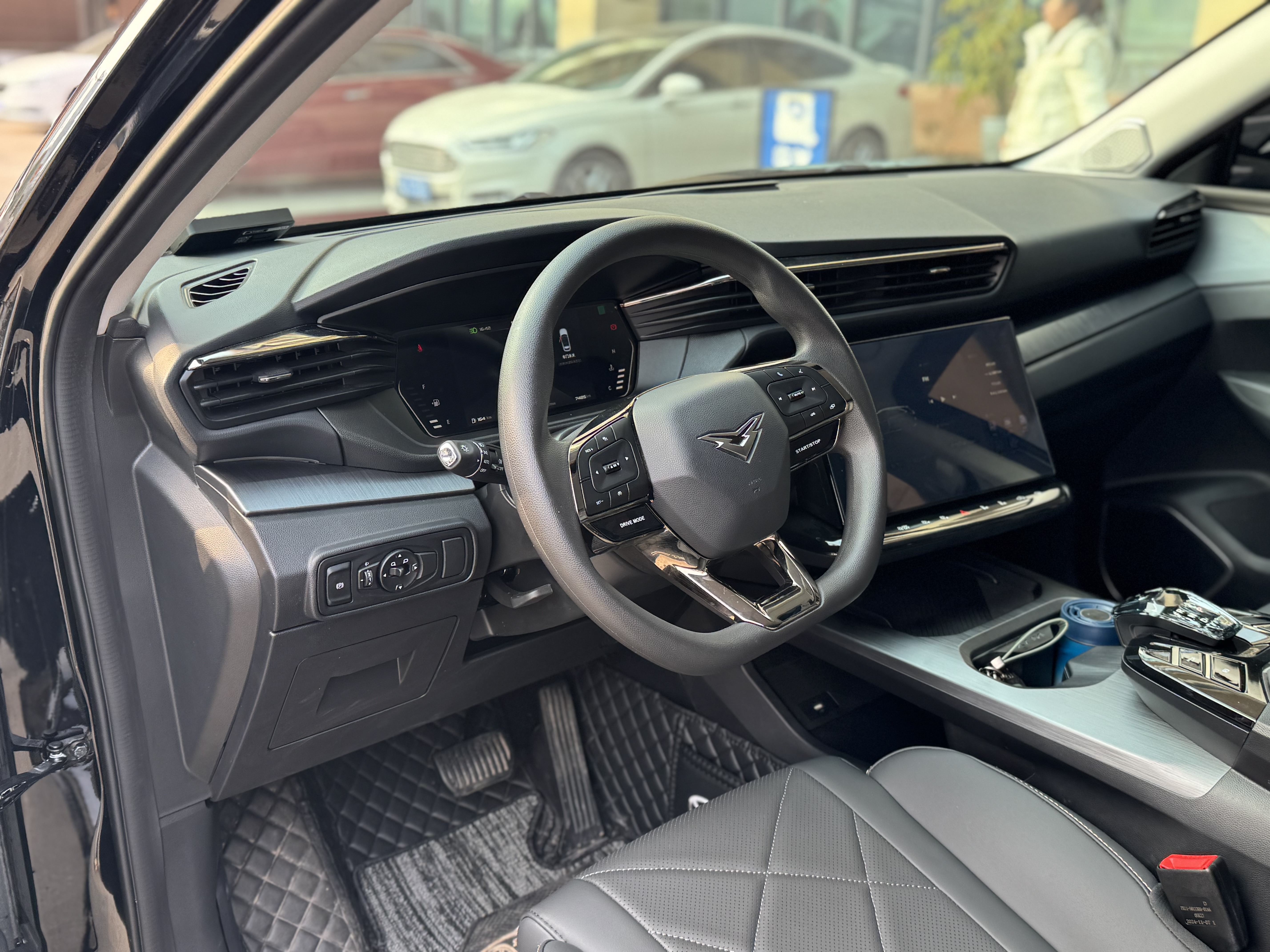 Kaiyi Kunlun 2025 #15 Kaiyi Kunlun 2025 car image #15