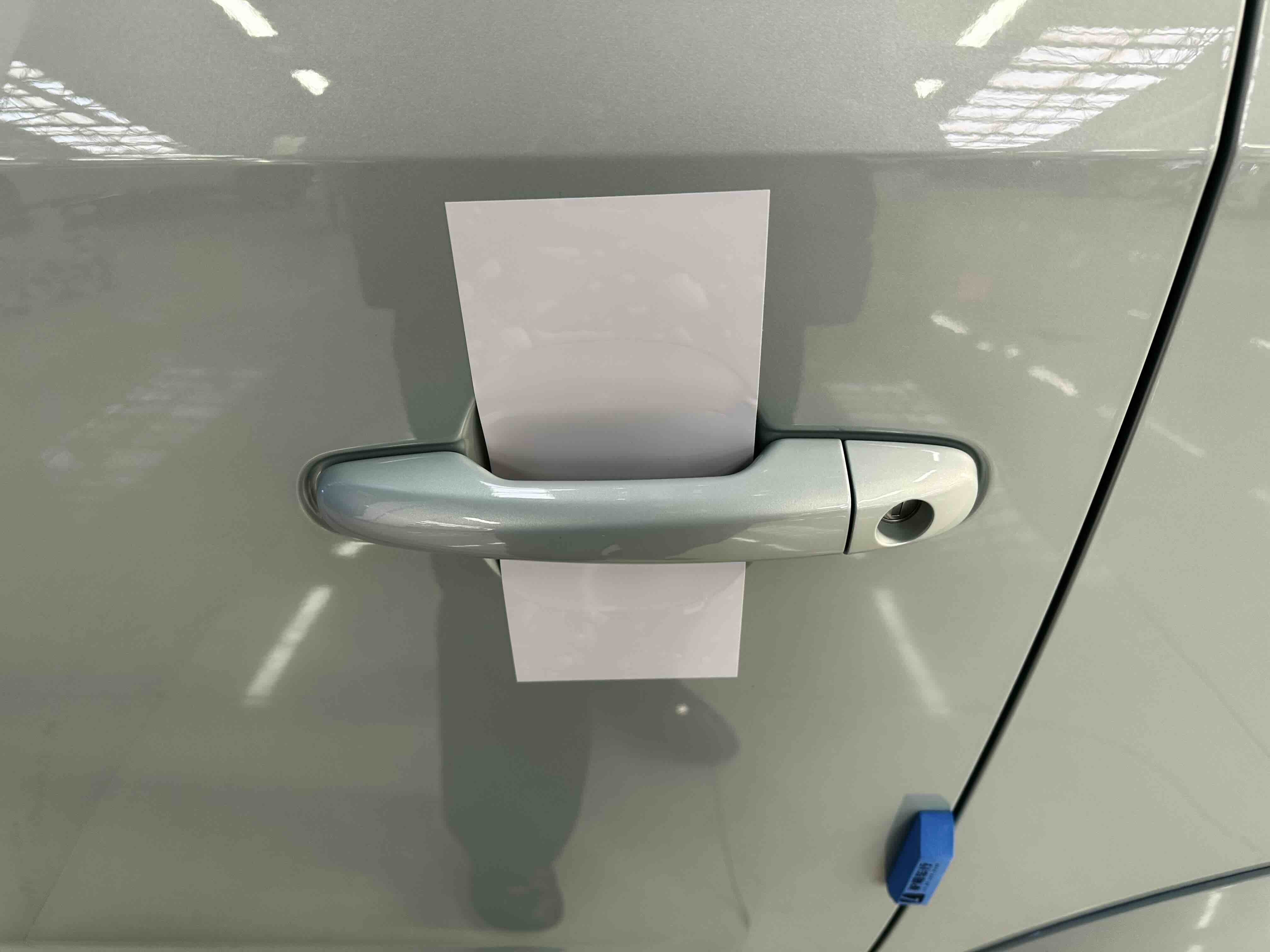 Livan 2026 #15 Livan 2026 imagen de coche #15