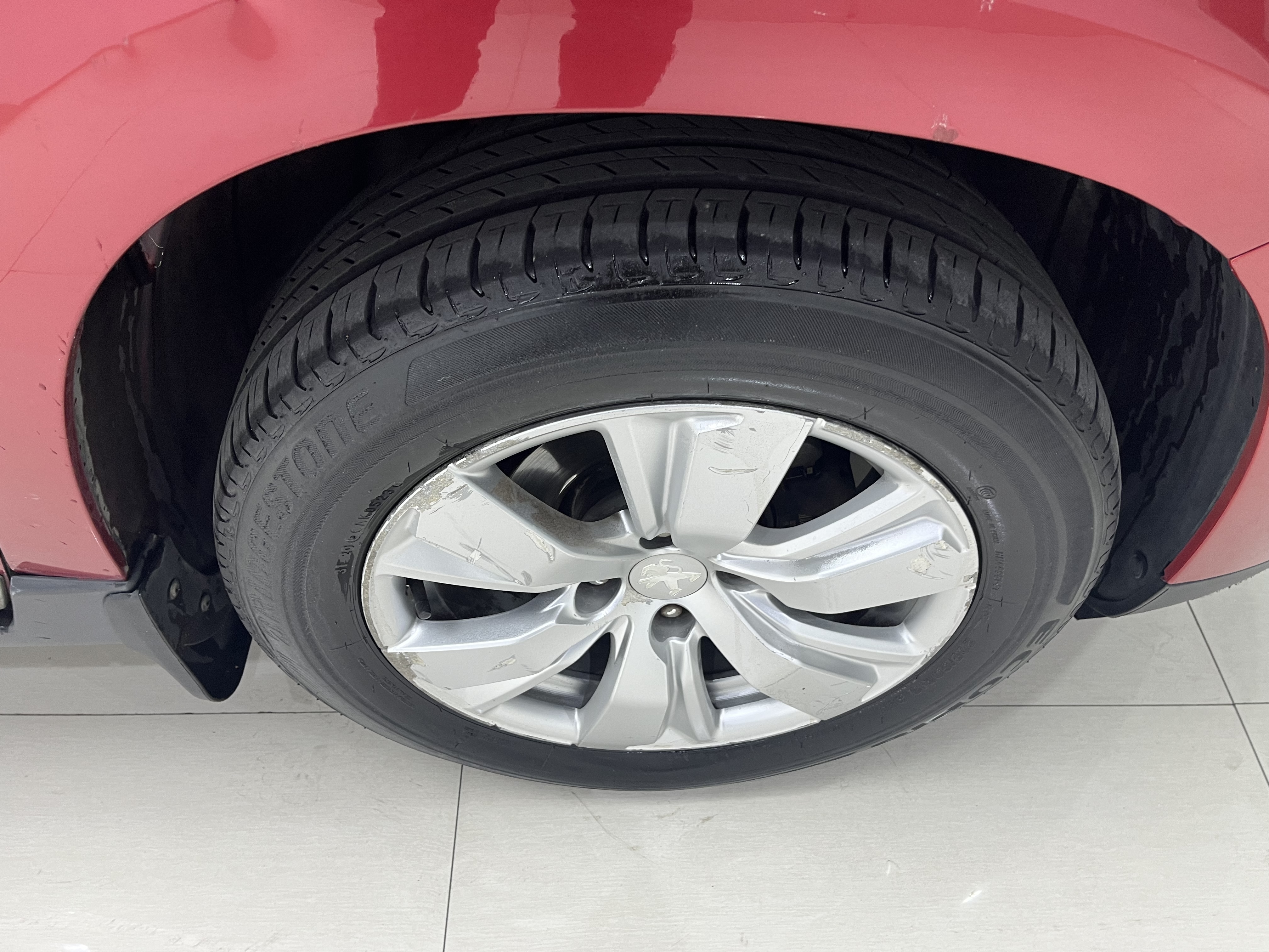 Peugeot 2008 2015 car image #15