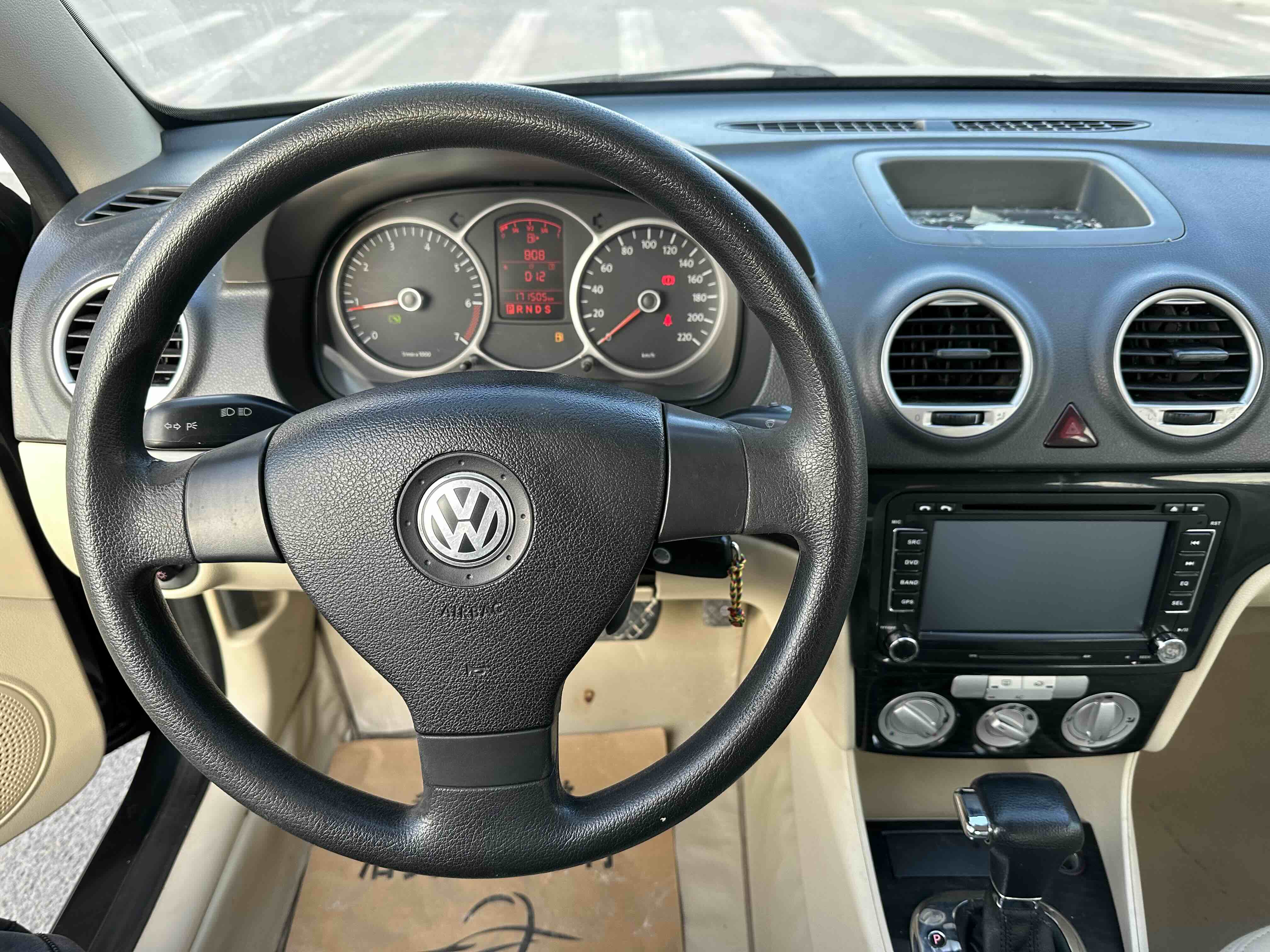 Volkswagen Lavida 2010 #15 Volkswagen Lavida 2010 car image #15