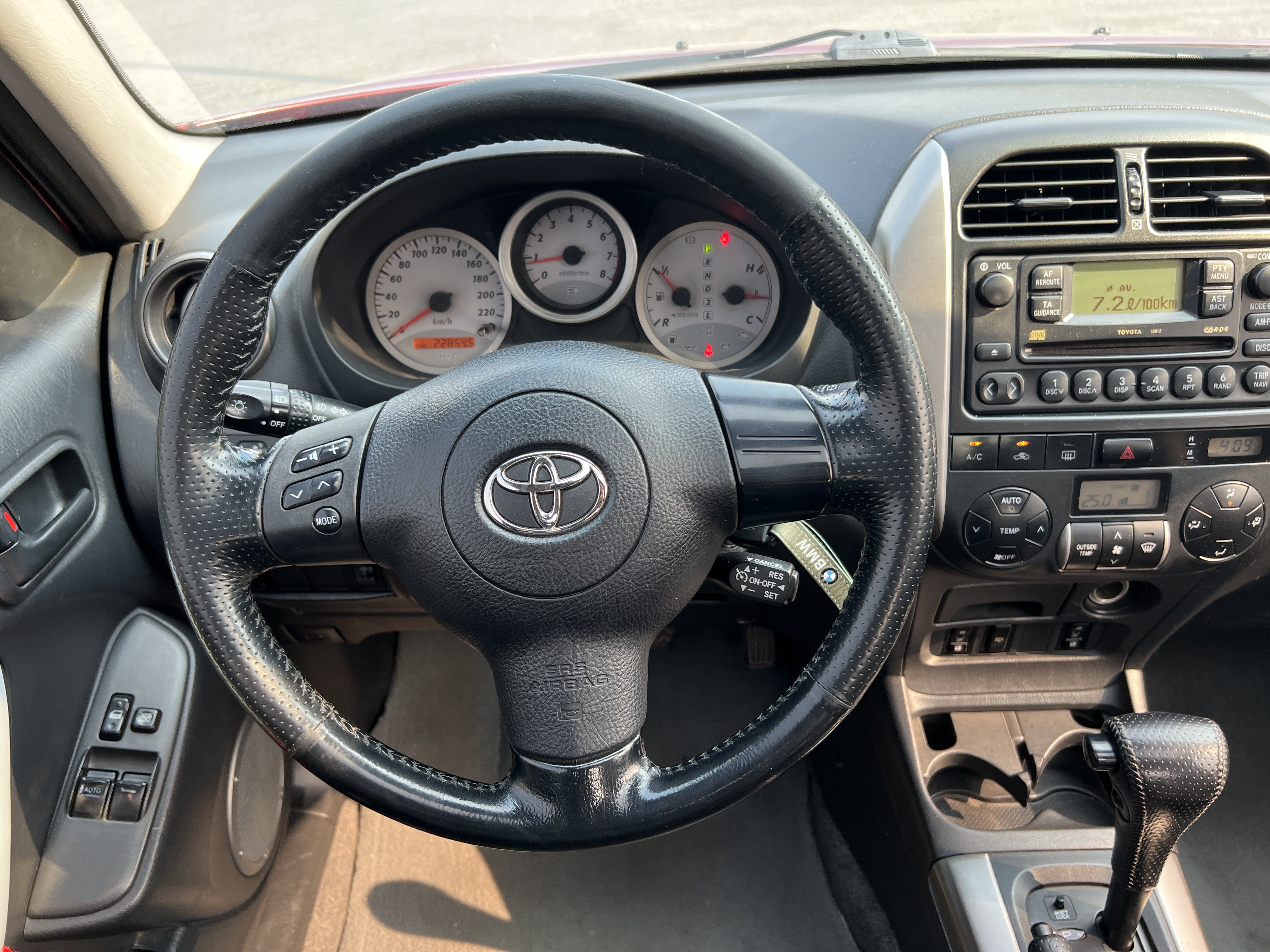 Toyota RAV4 (Imported) 2004 #15 Toyota RAV4 (Imported) 2004 immagine di auto #15