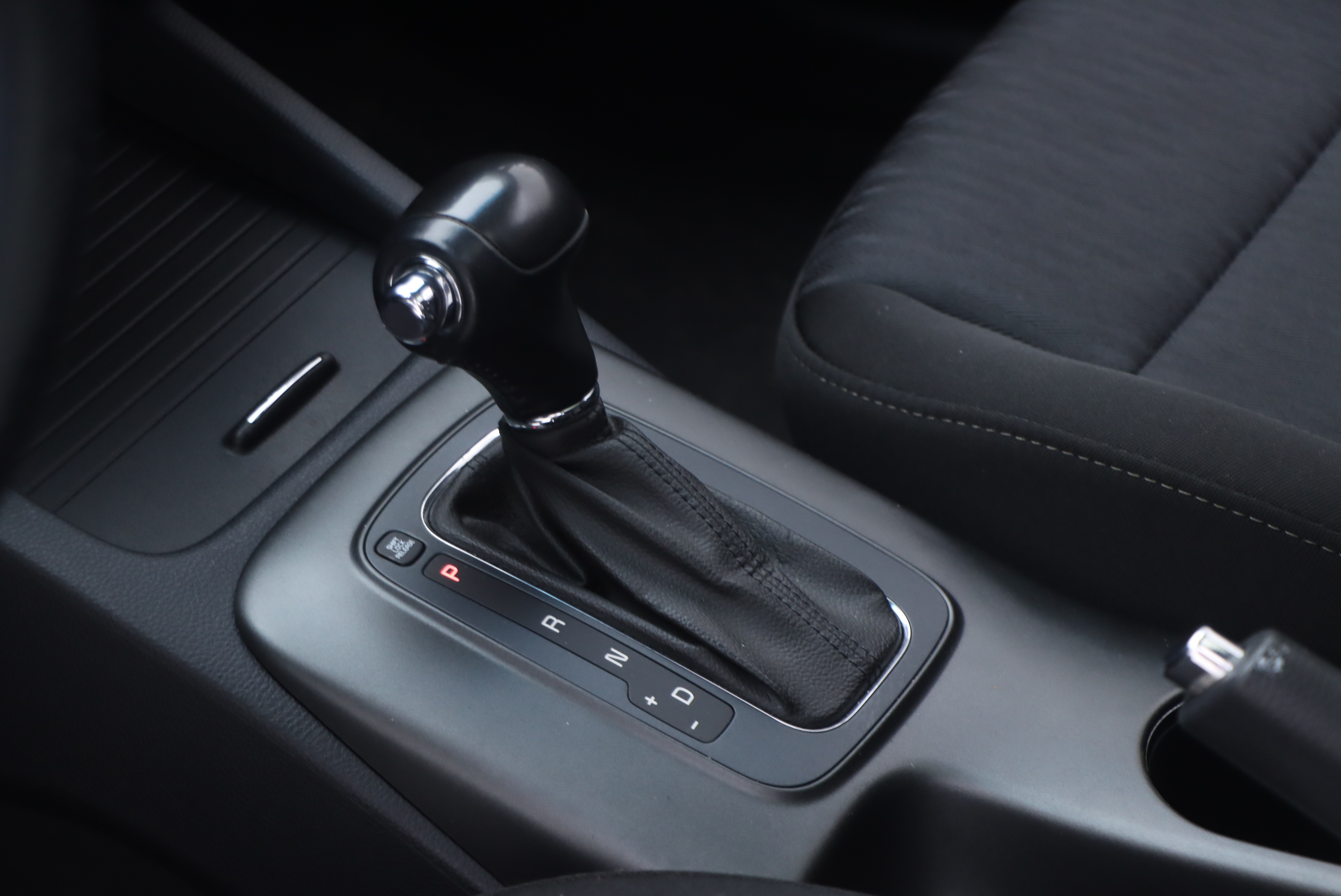 Kia Forte Koup 2014 car image #15