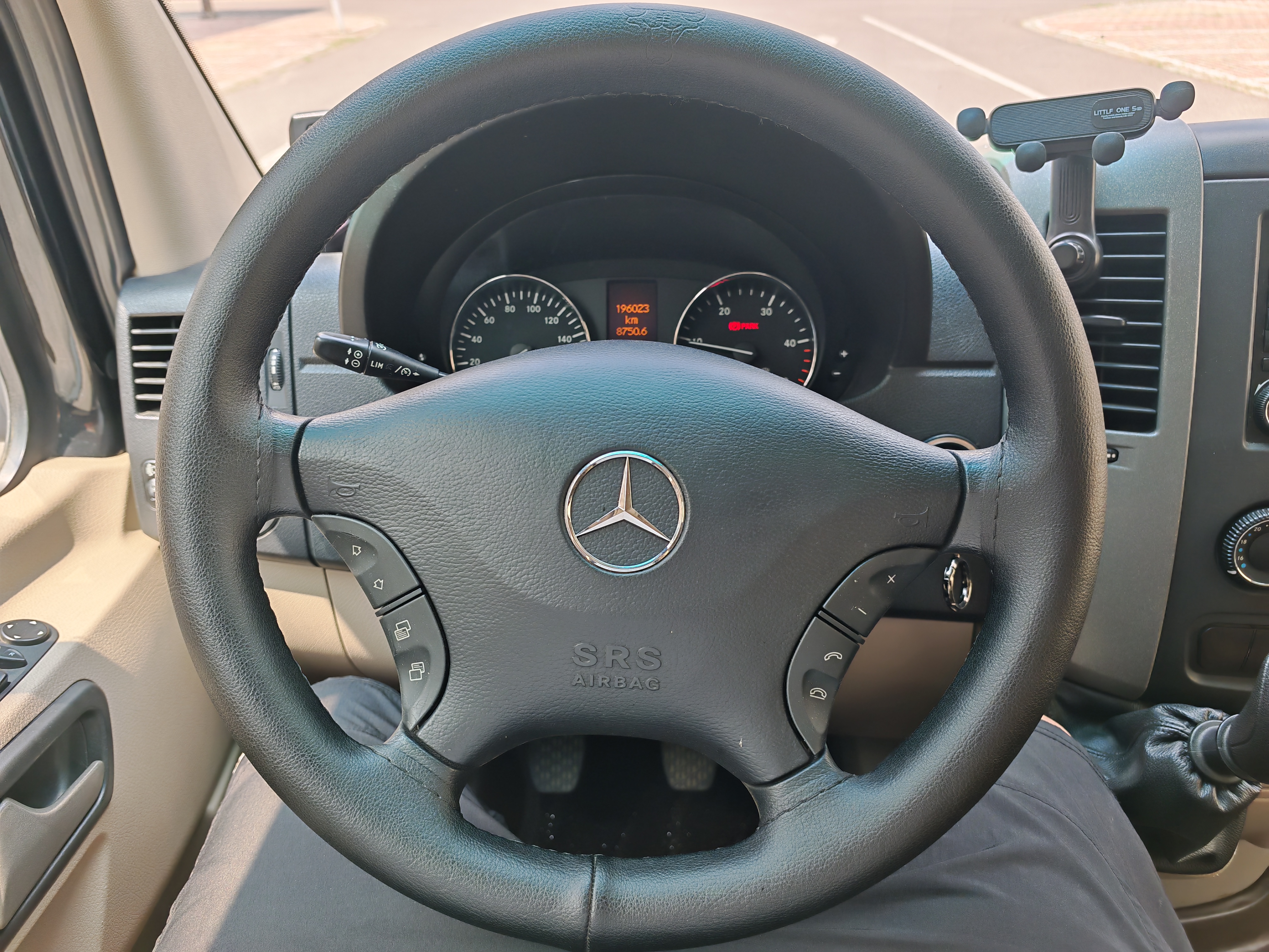 Mercedes-Benz Sprinter 2014 car image #15