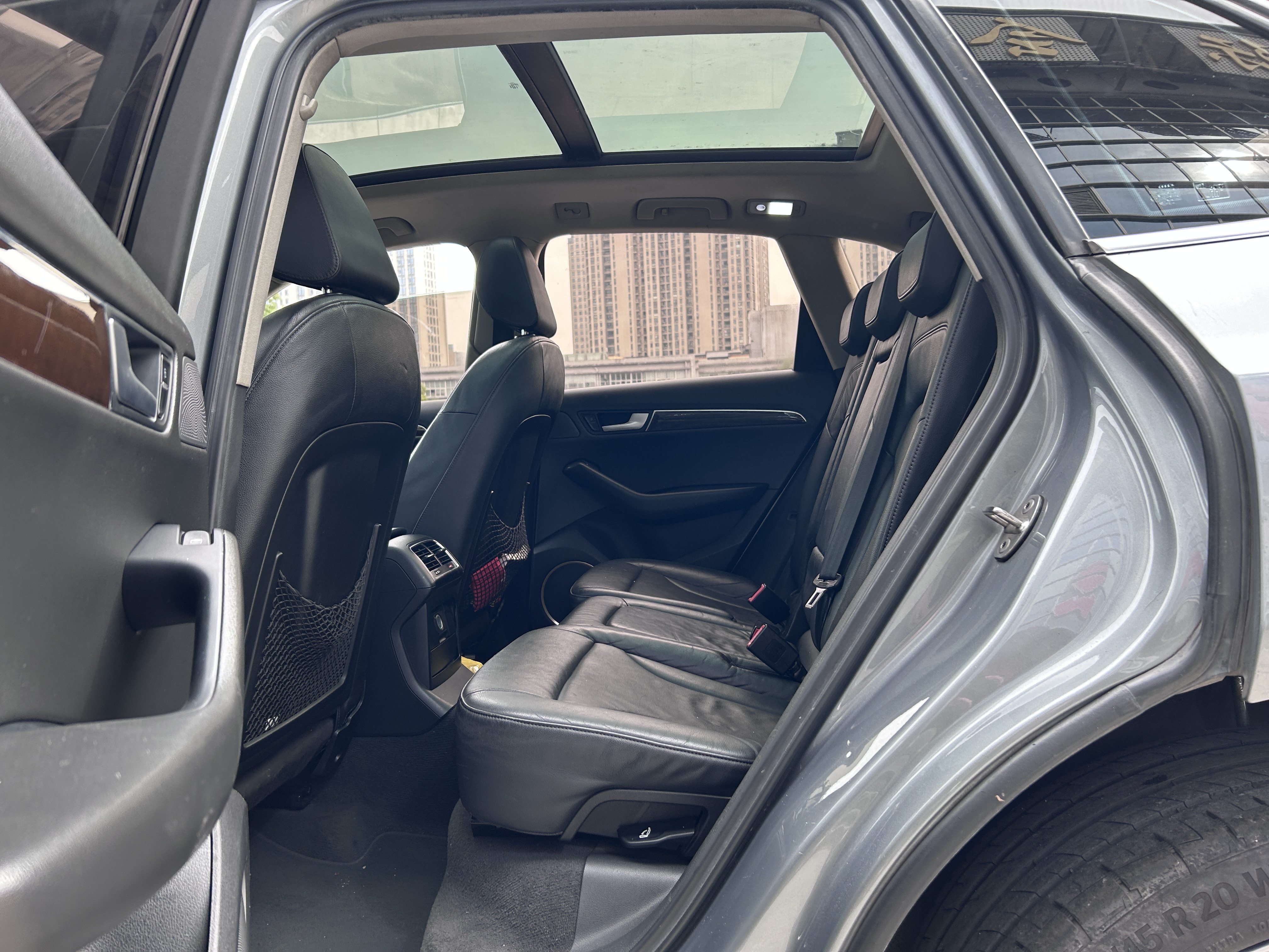 Audi Q5 (Imported) 2010 #15 Audi Q5 (Imported) 2010 car image #15