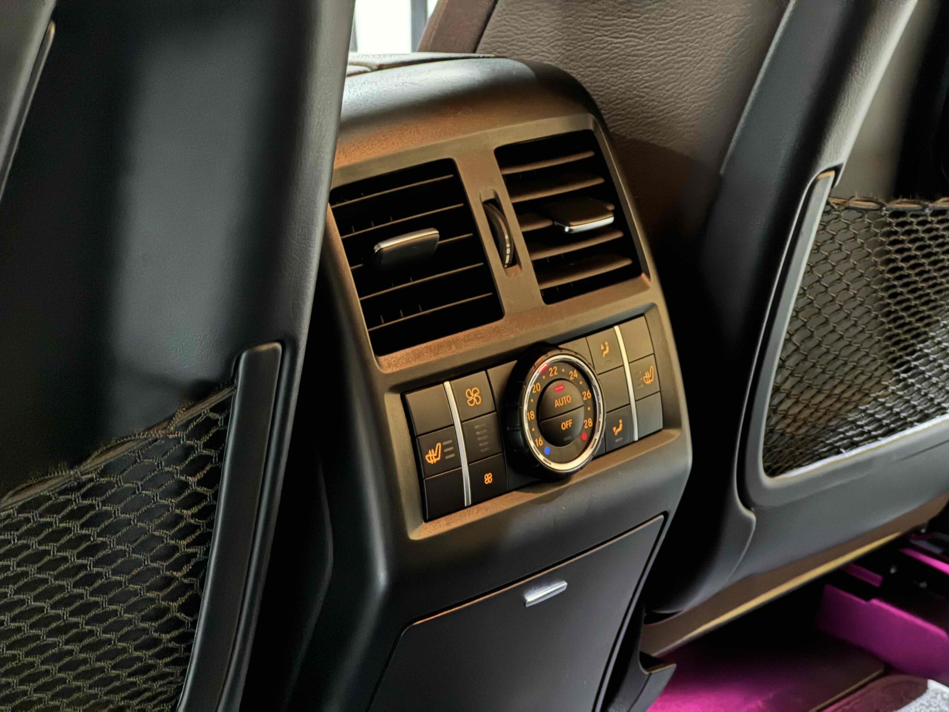 Mercedes-Benz GL AMG 2014 immagine di auto #15