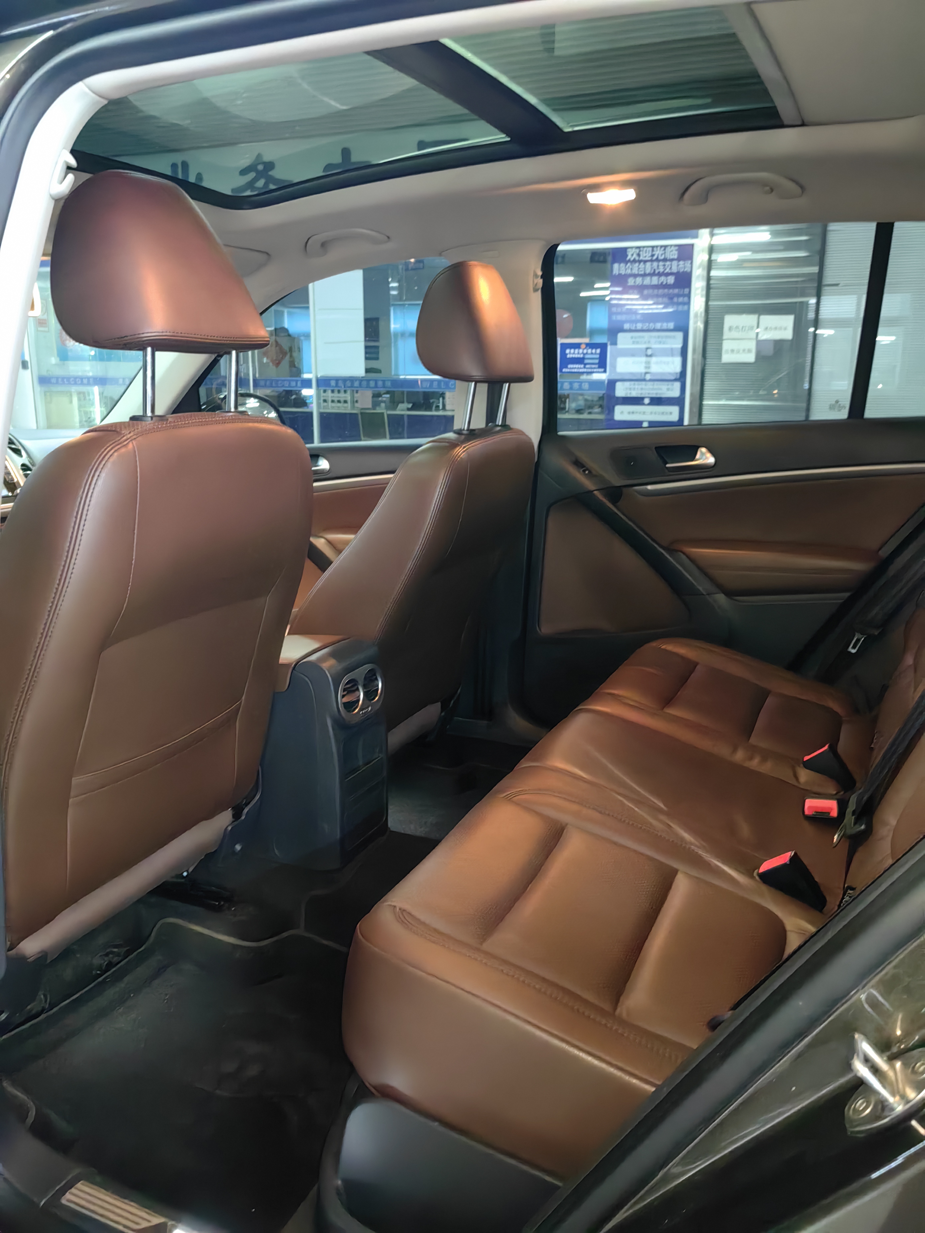 Volkswagen Tiguan 2014 immagine di auto #15