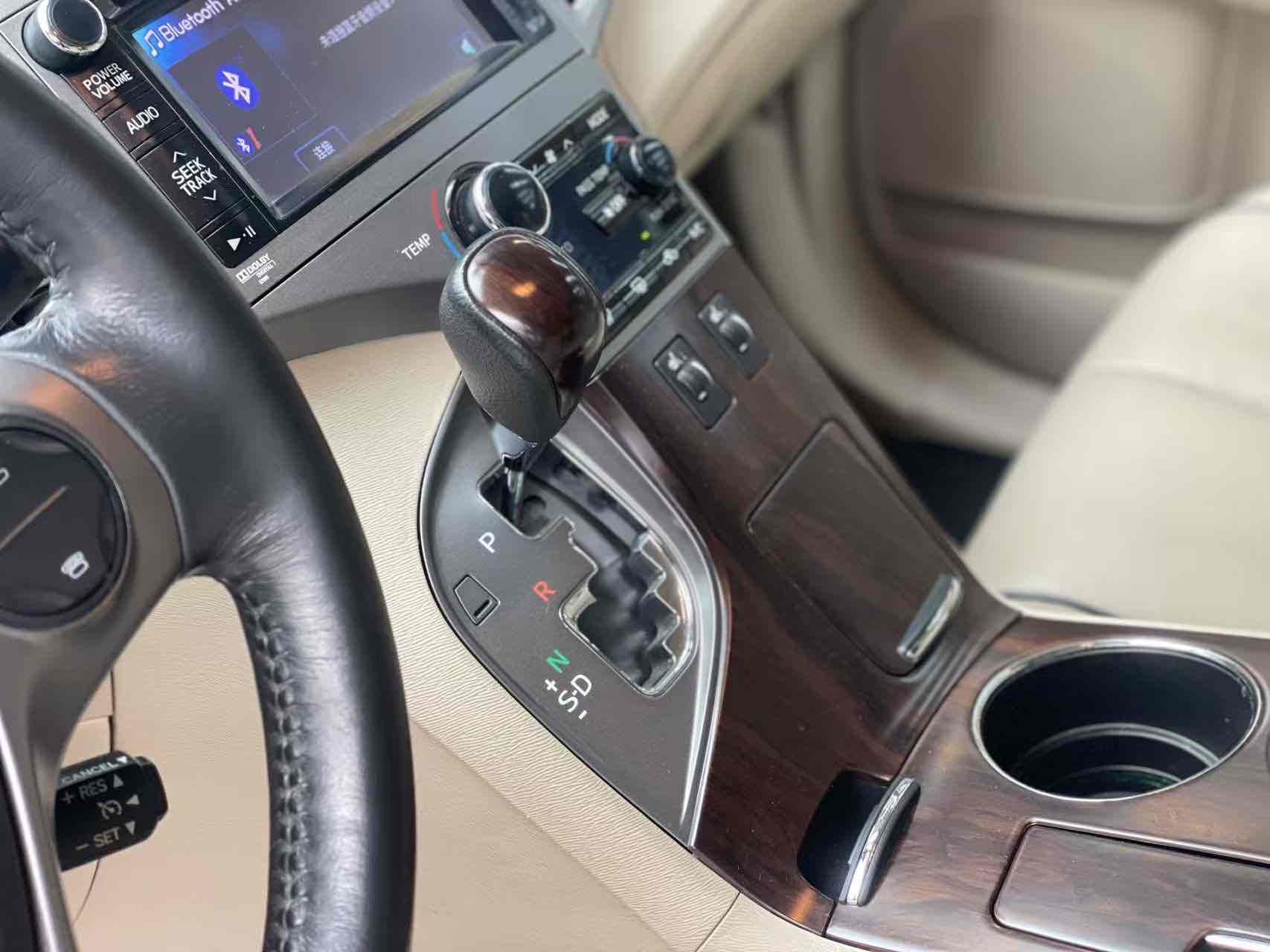 Toyota 2014 car image #15