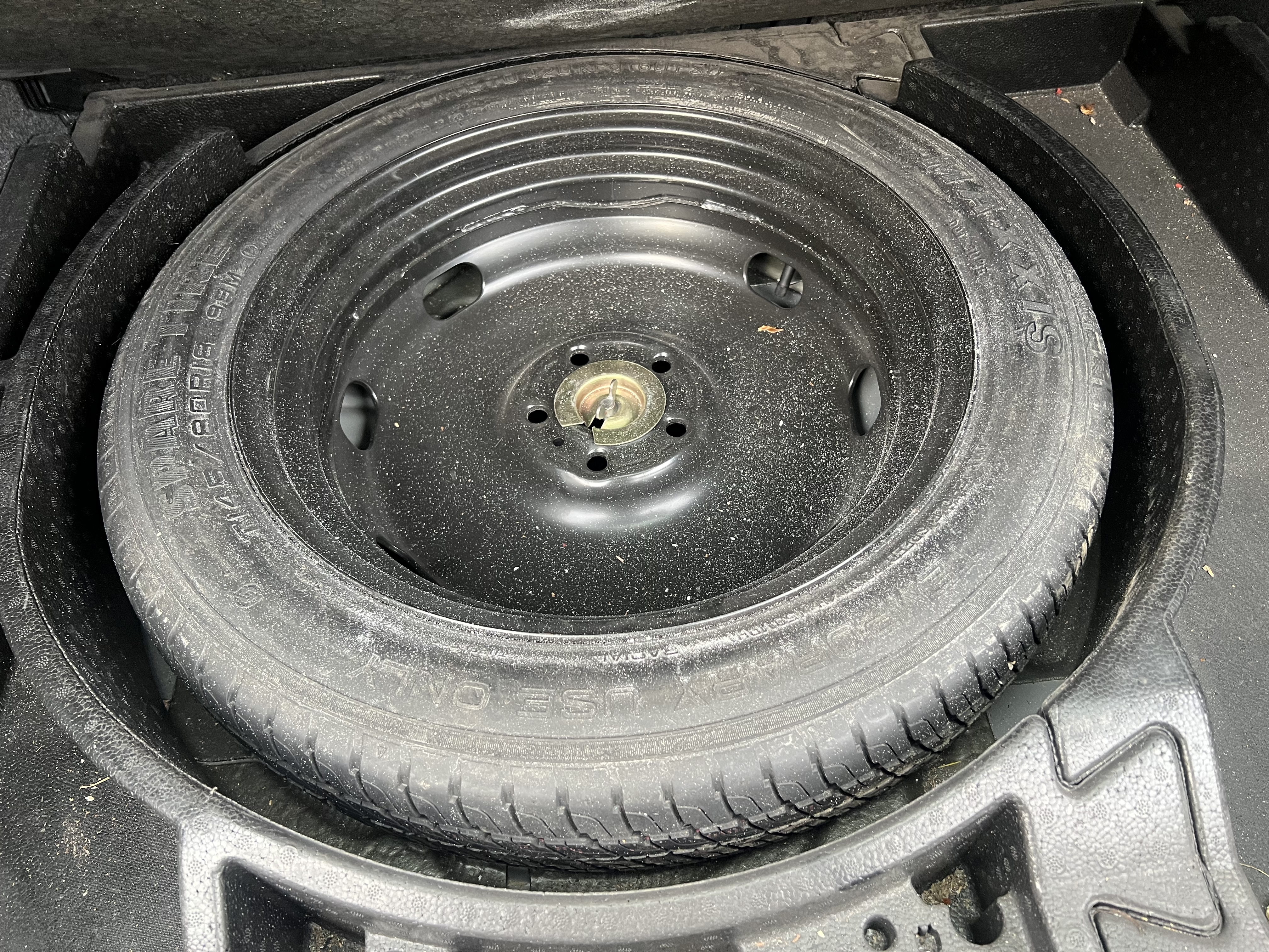 Volkswagen Tiguan 2011 immagine di auto #15