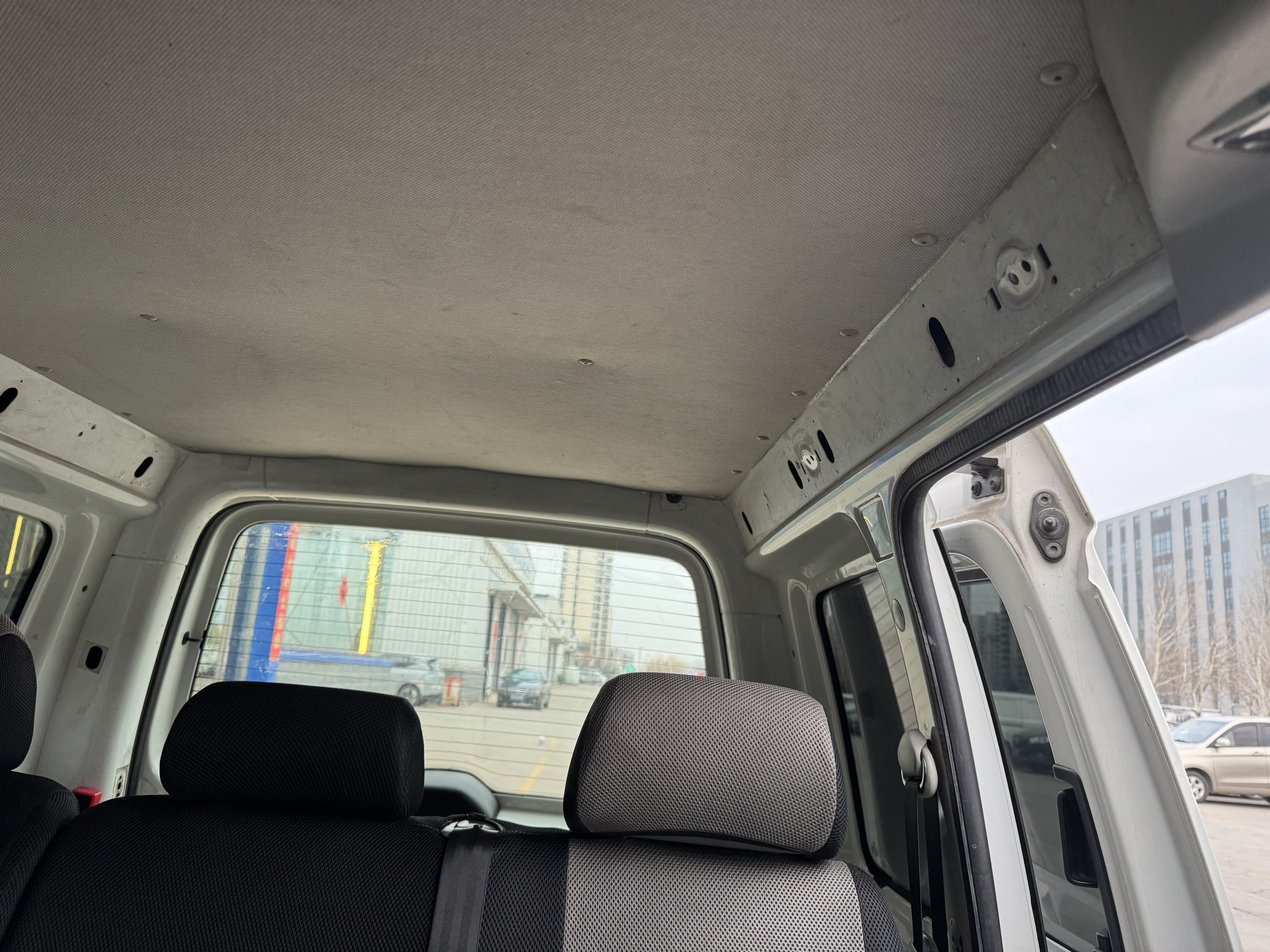 Volkswagen Caddy 2008 immagine di auto #15