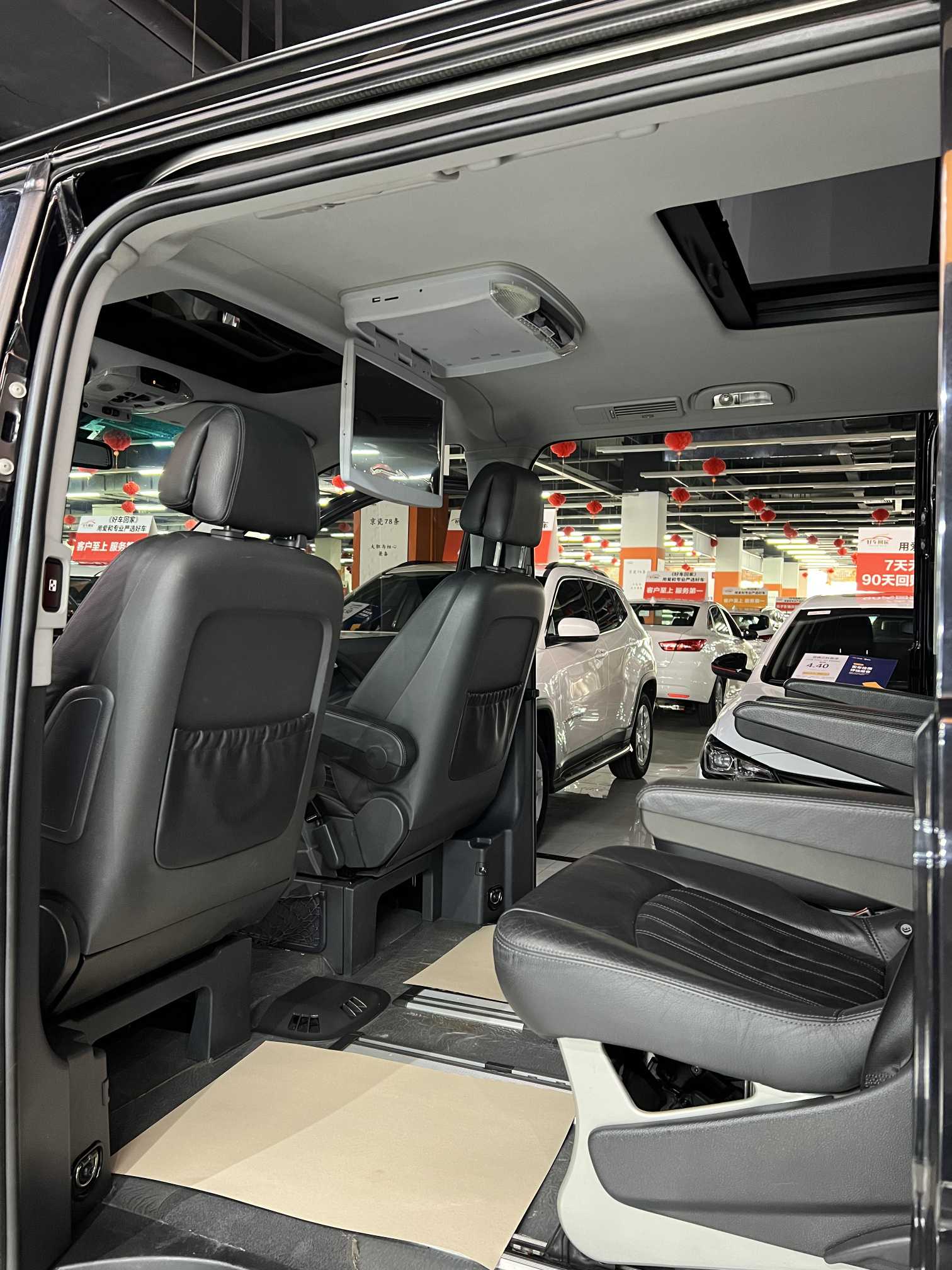 Mercedes-Benz Viano (Imported) 2011 car image #15