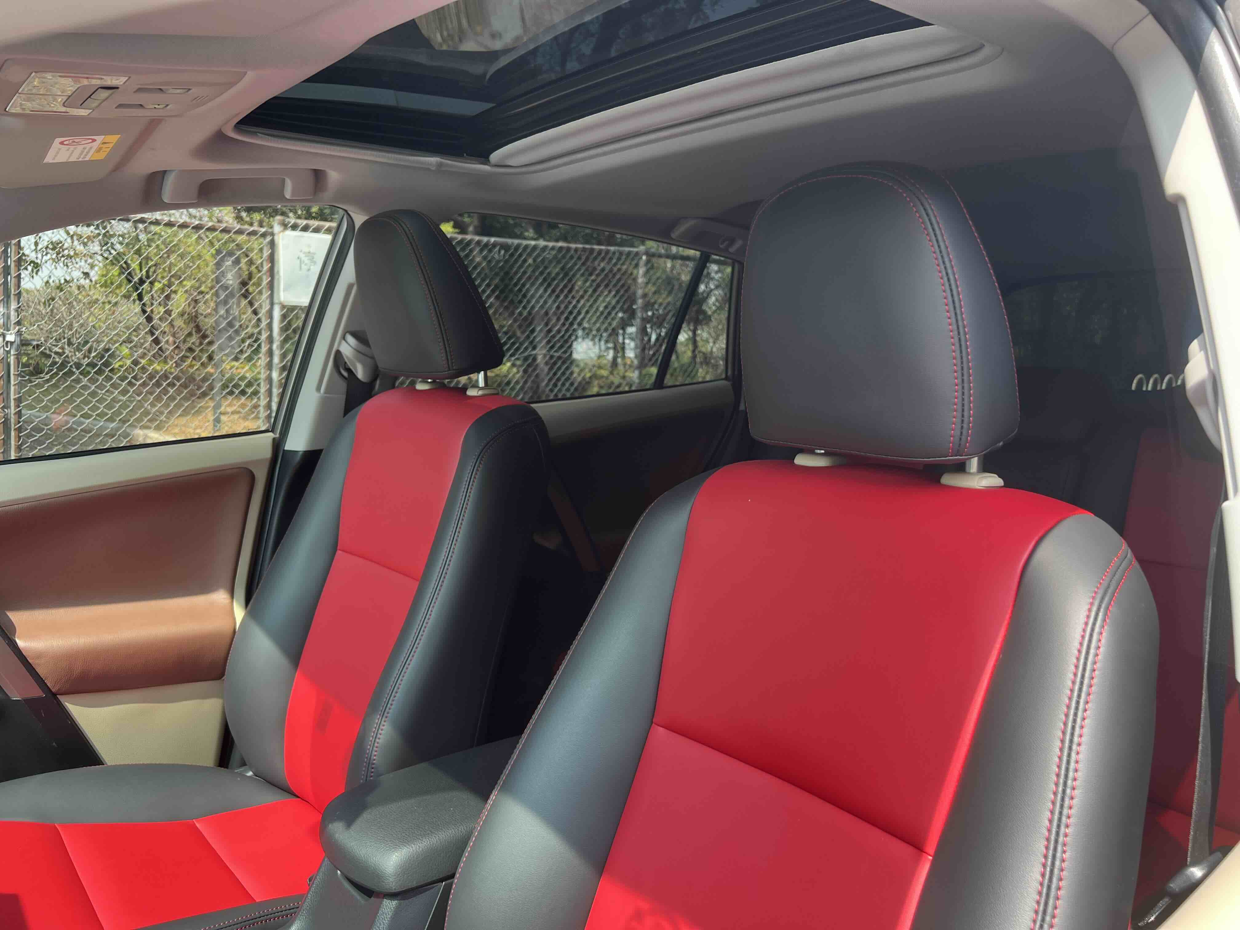 Toyota RAV4 2016 car image #15