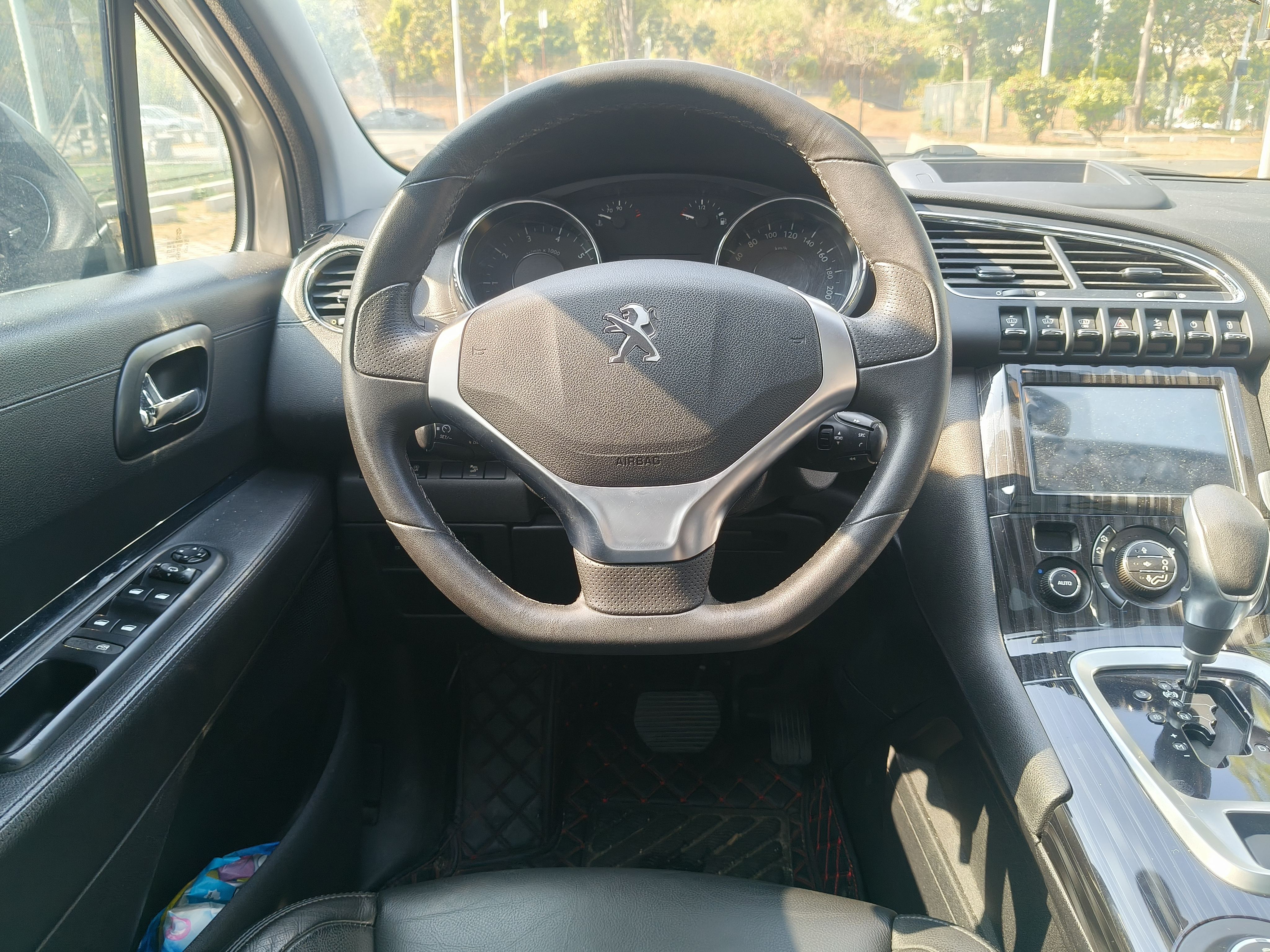 Peugeot 3008 2015 car image #15
