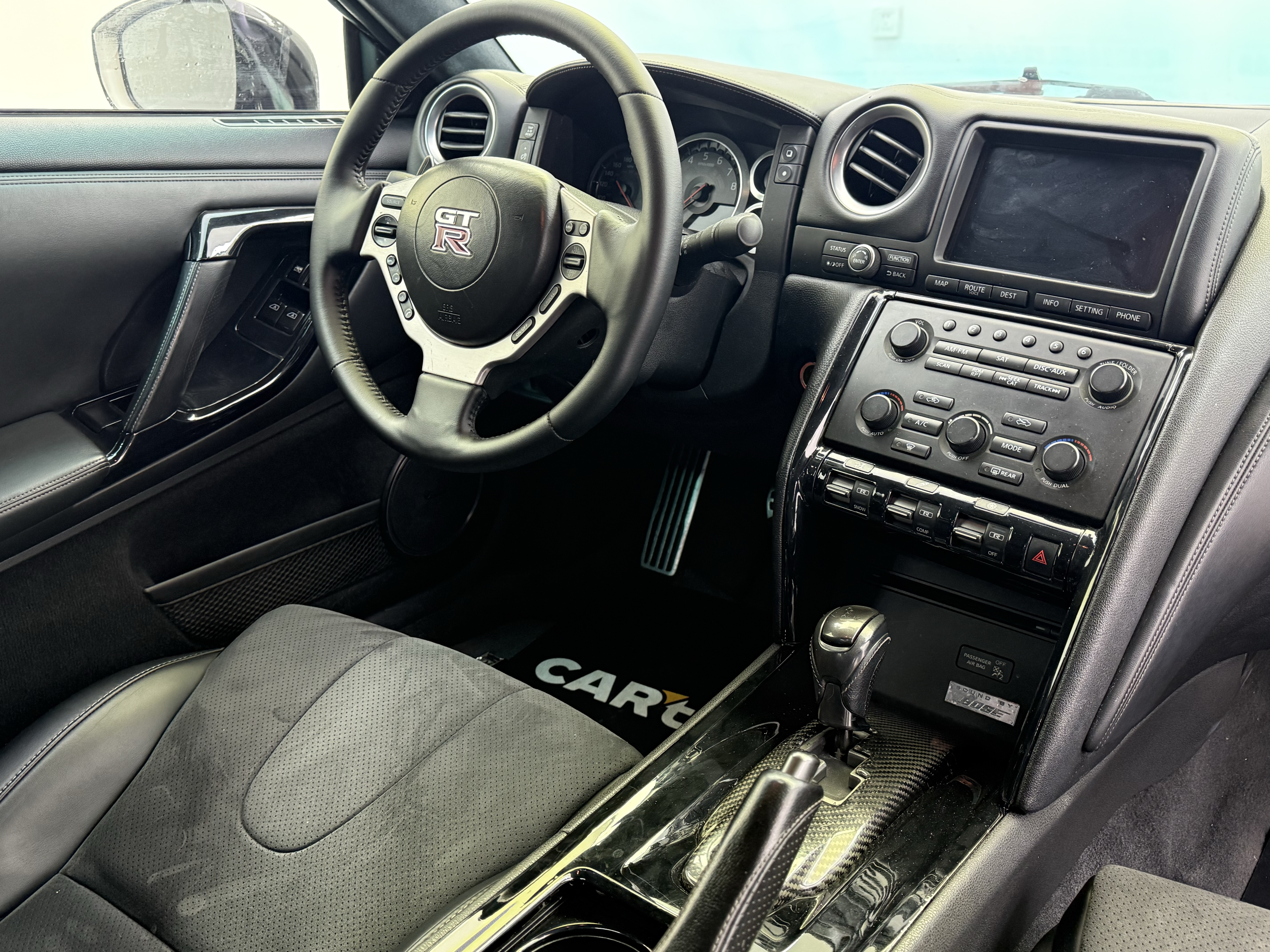 日产 日产GT-R 2010 汽车图片 #15