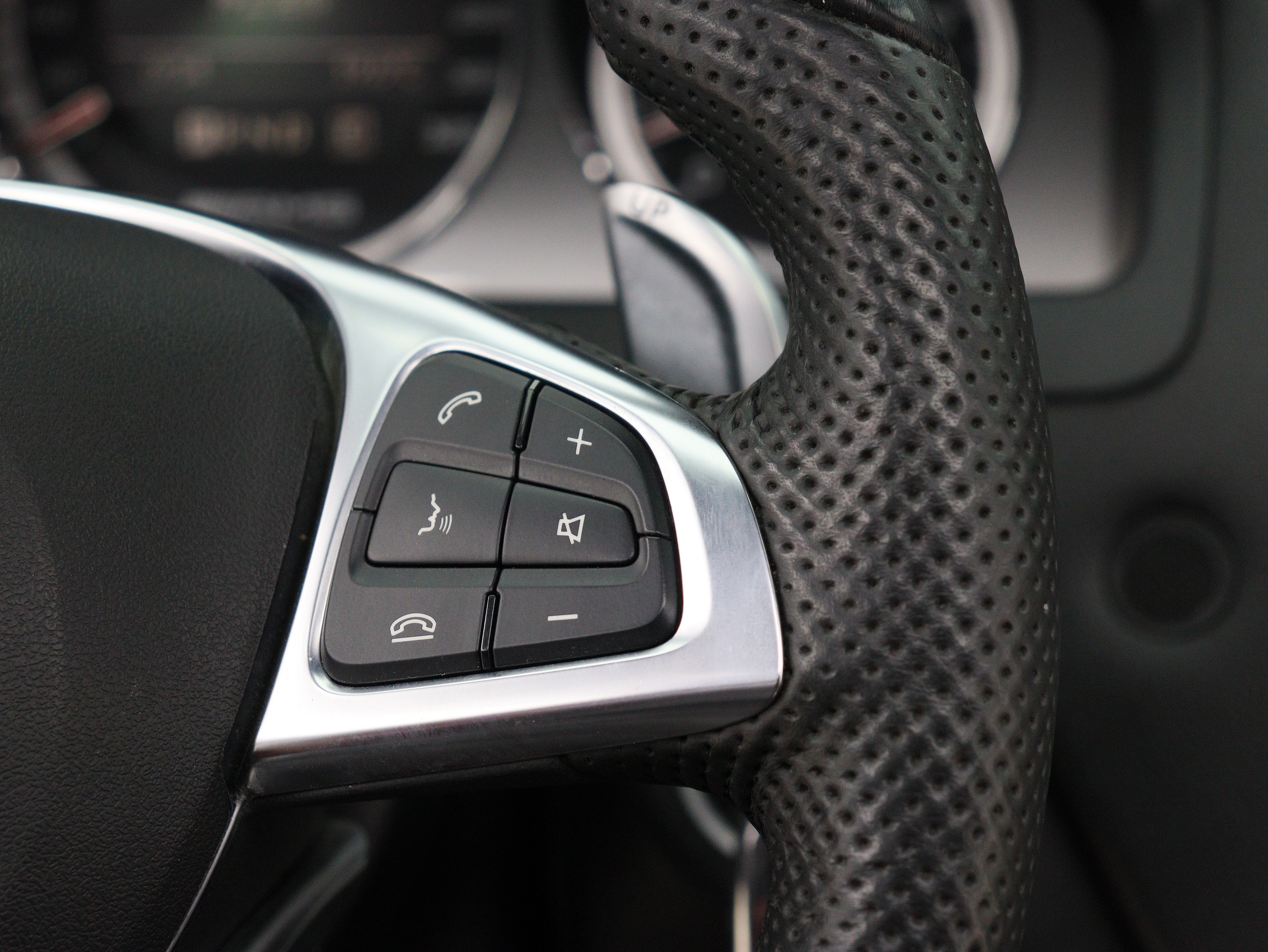 Mercedes-Benz C AMG 2010 immagine di auto #15