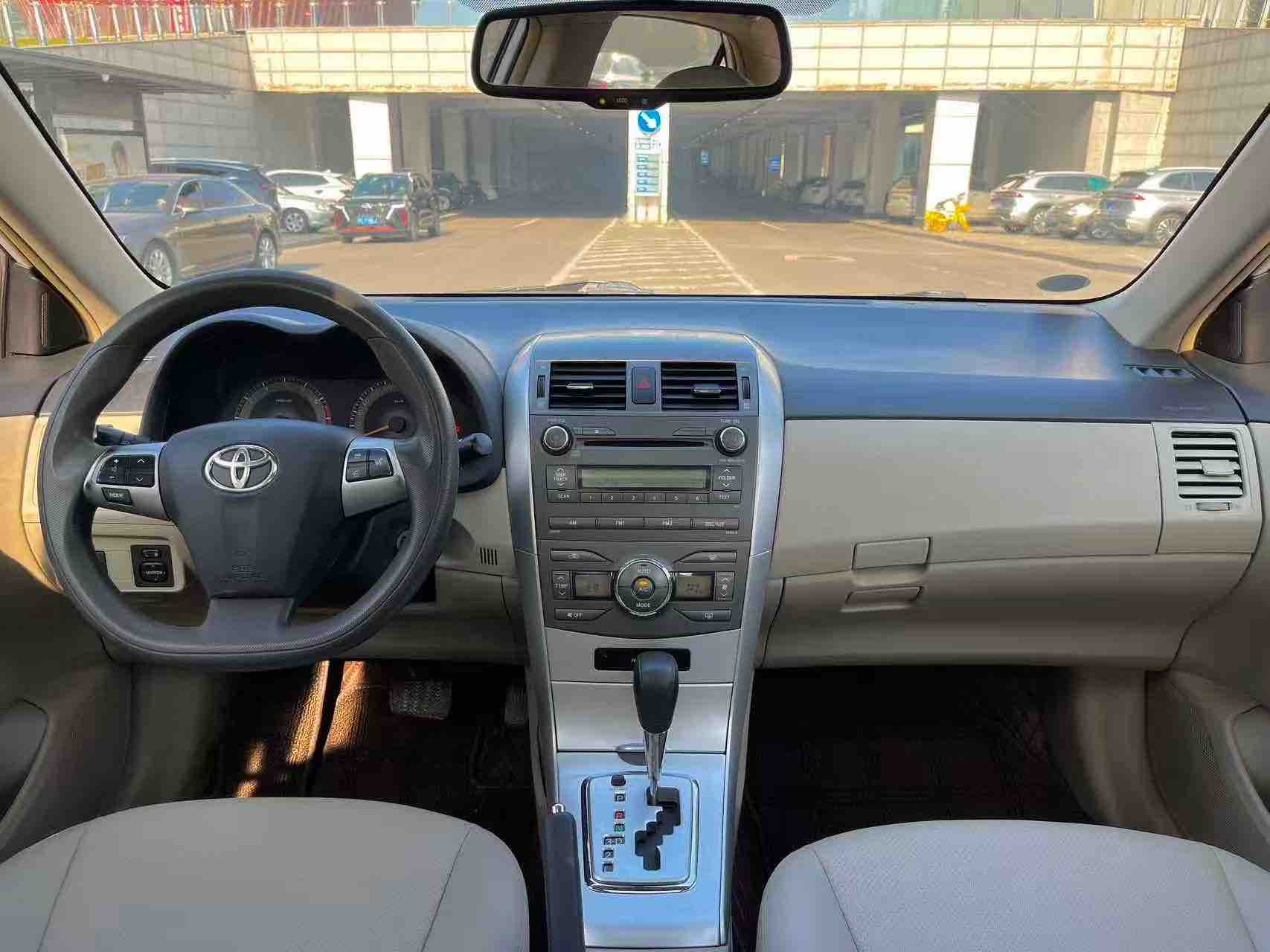 Toyota Corolla 2011 #15 Toyota Corolla 2011 car image #15