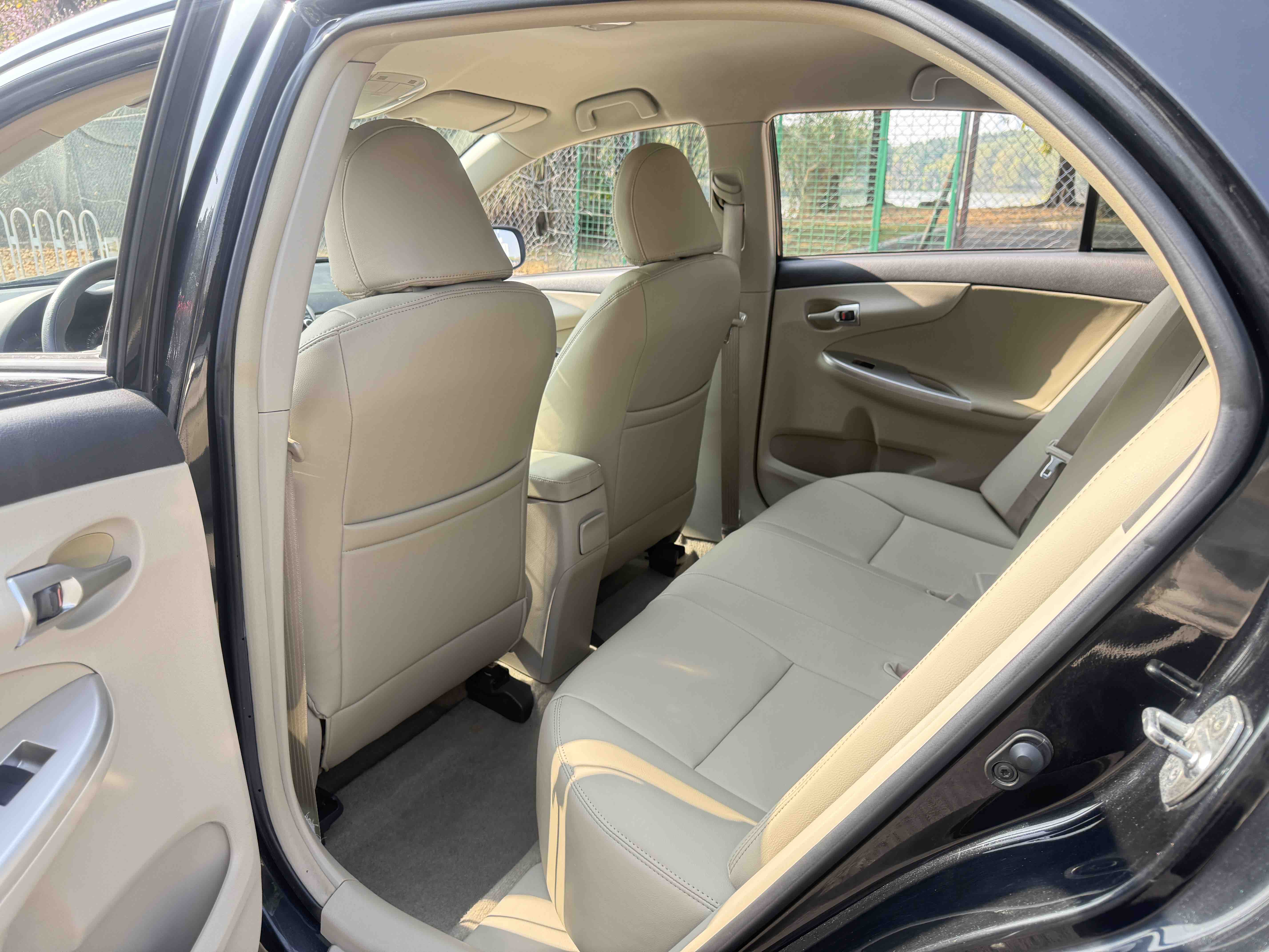 丰田 卡罗拉 2013 汽车图片 #15