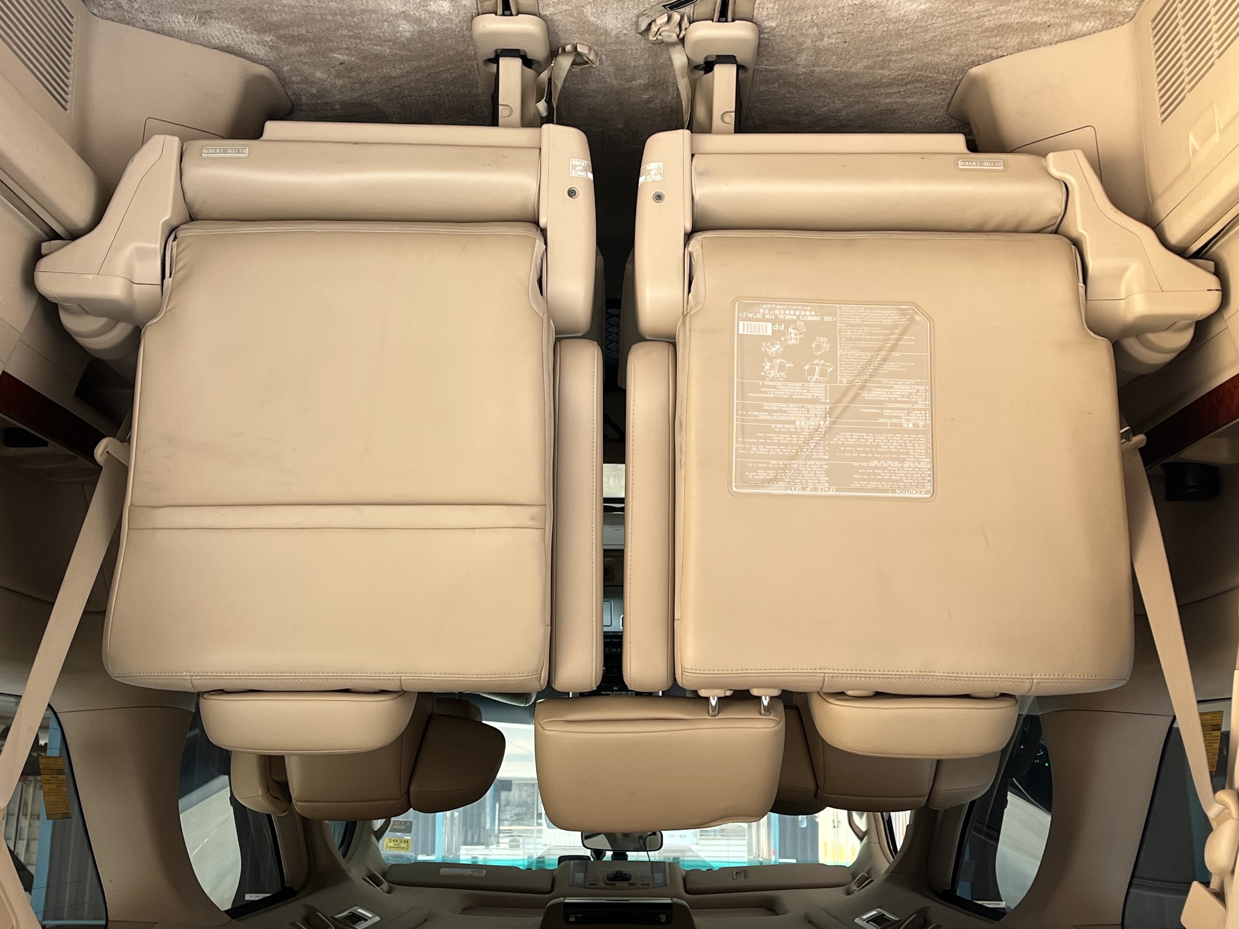 Toyota Alphard 2011 car image #15