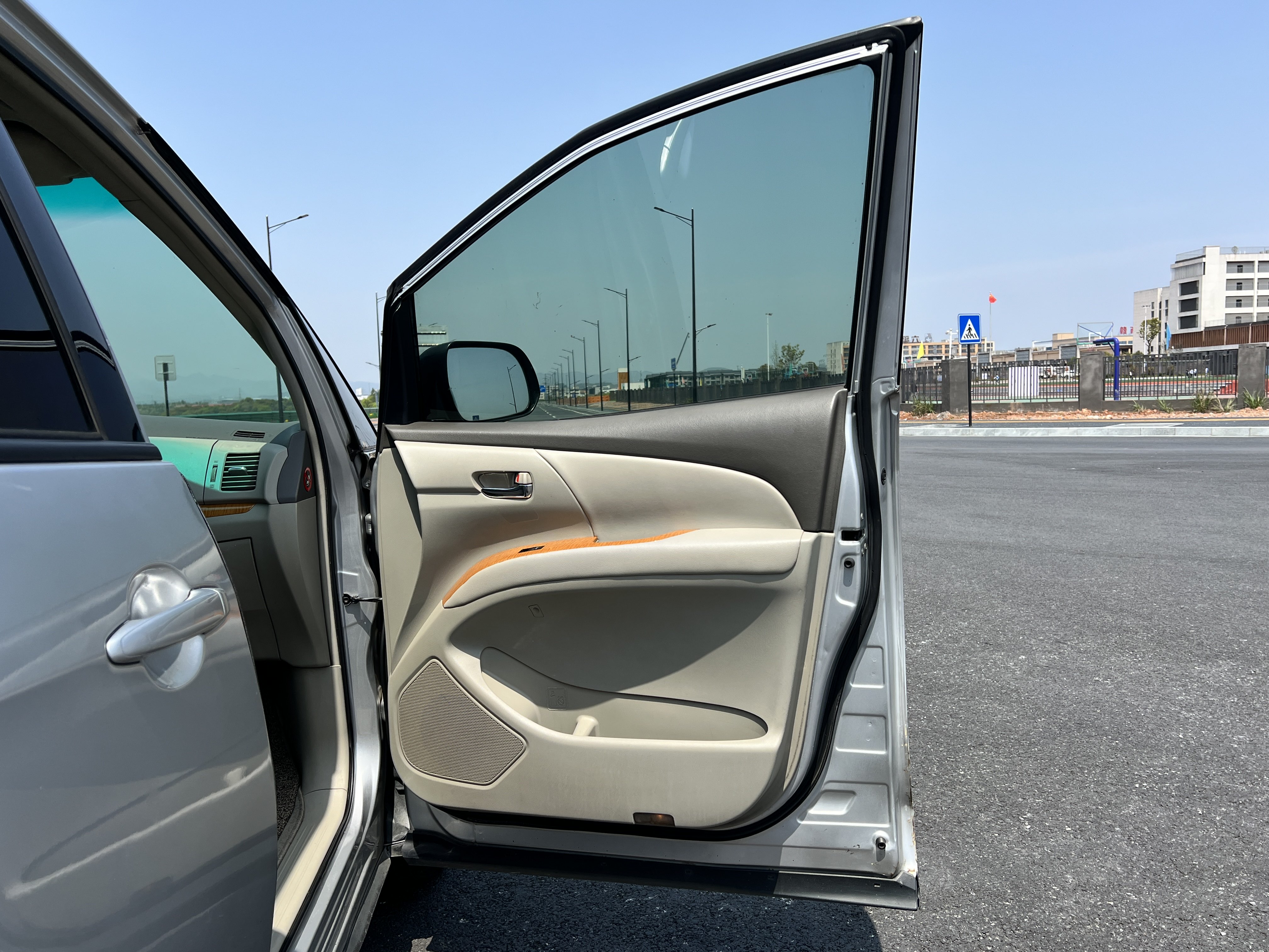 Toyota Previa 2010 car image #15