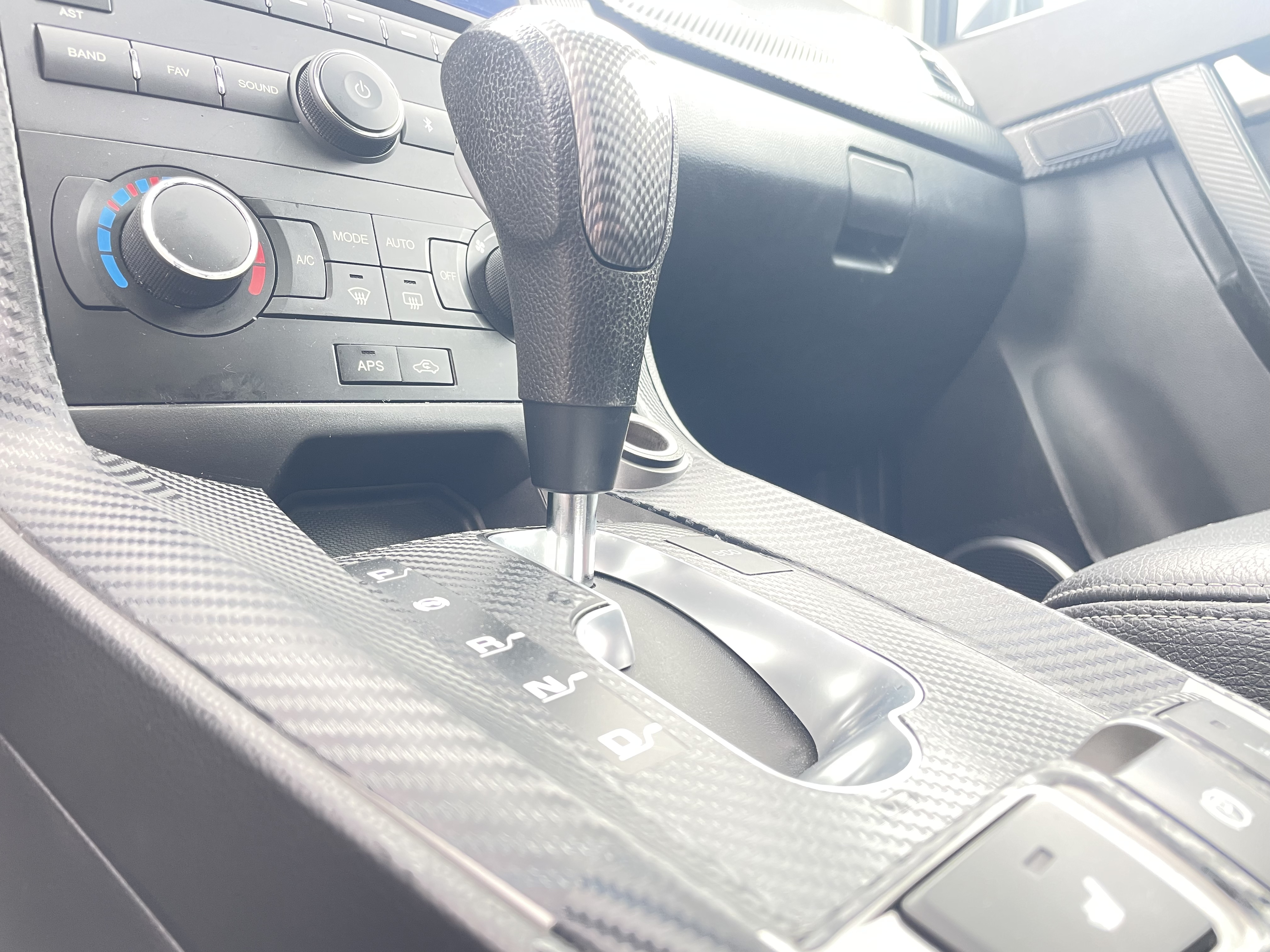 Chevrolet Captiva (Imported) 2012 car image #15