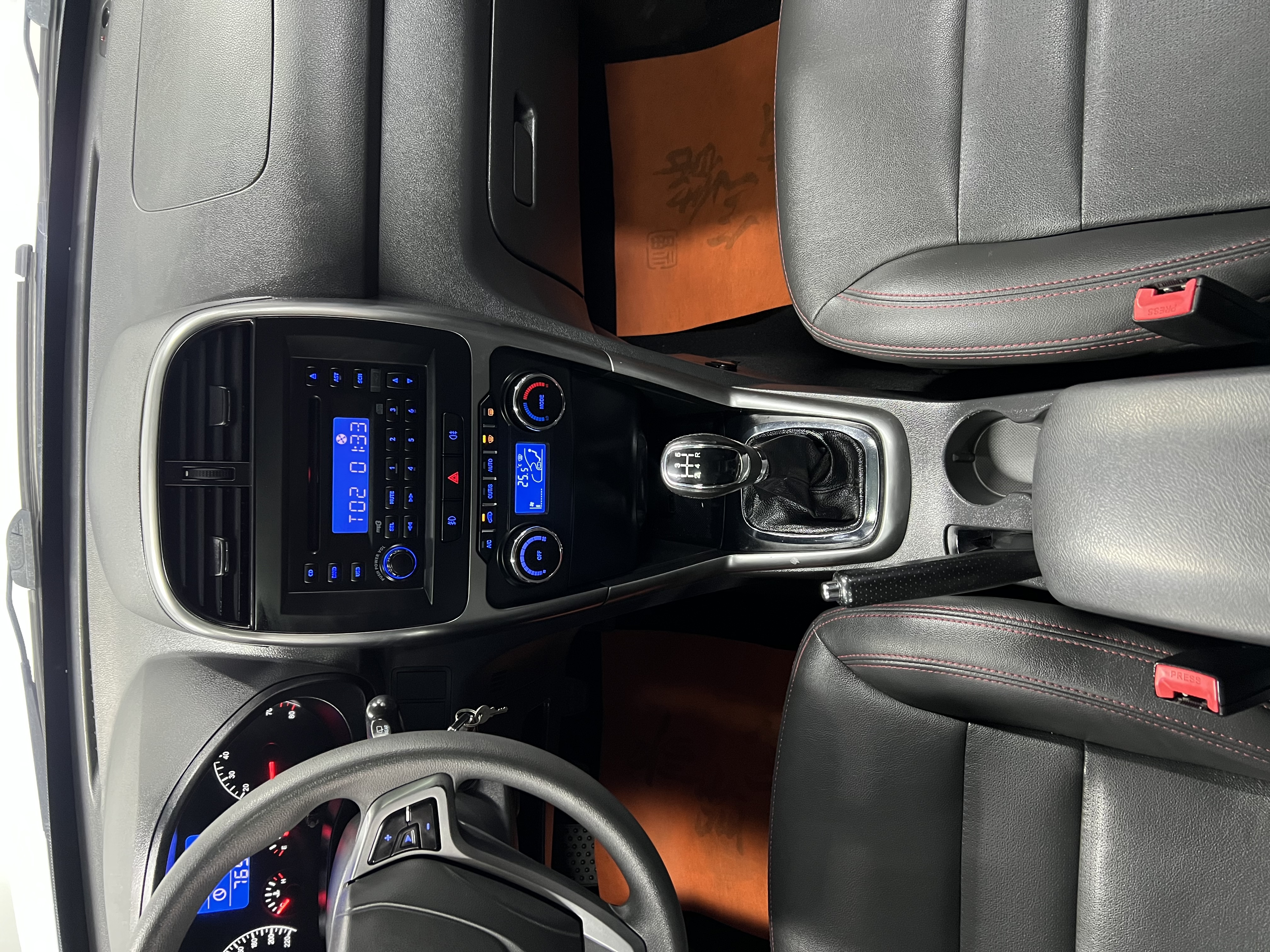 Chery Tiggo 3 2015 #15 Chery Tiggo 3 2015 car image #15