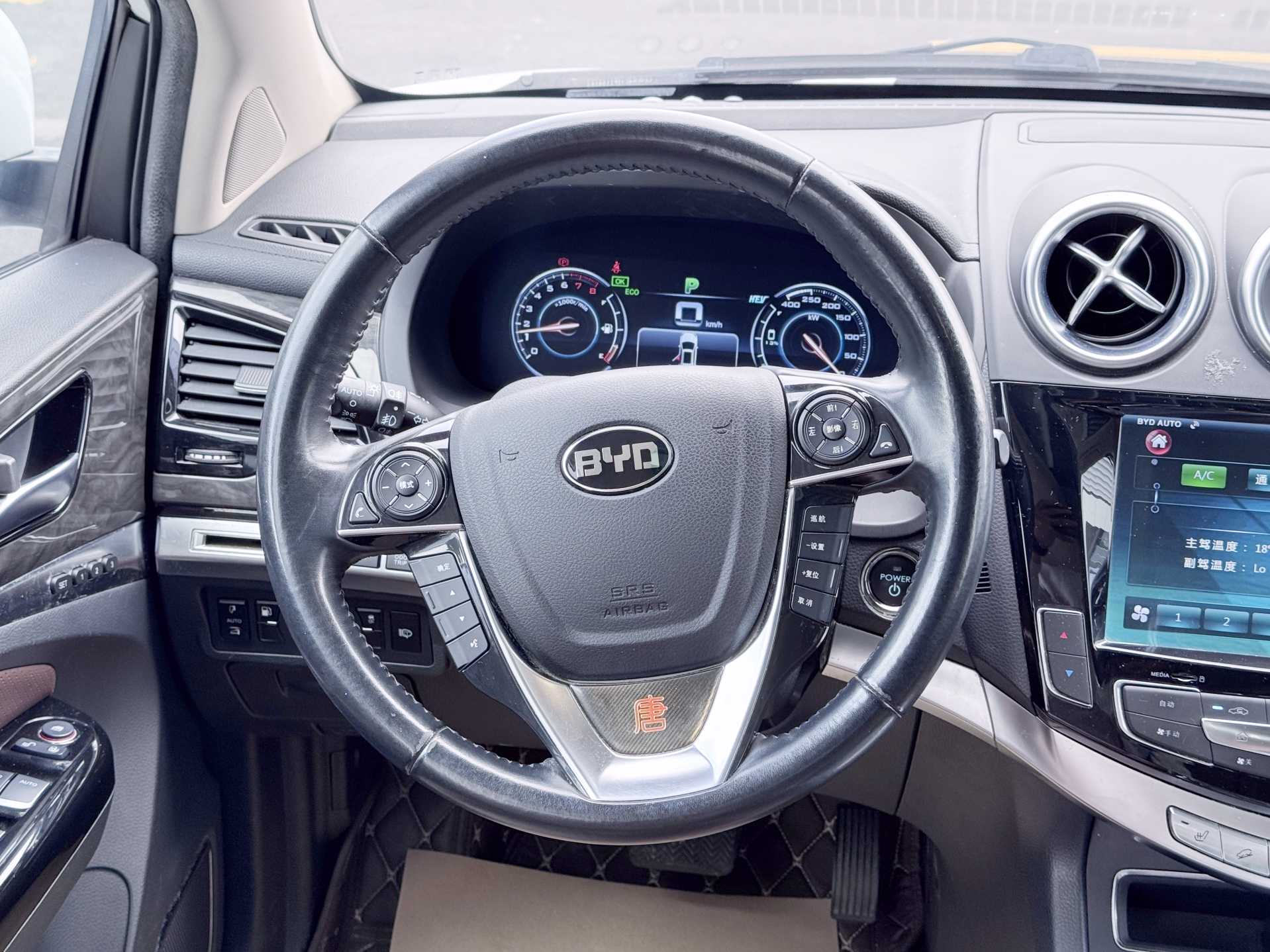 比亚迪 唐新能源 2016 汽车图片 #15