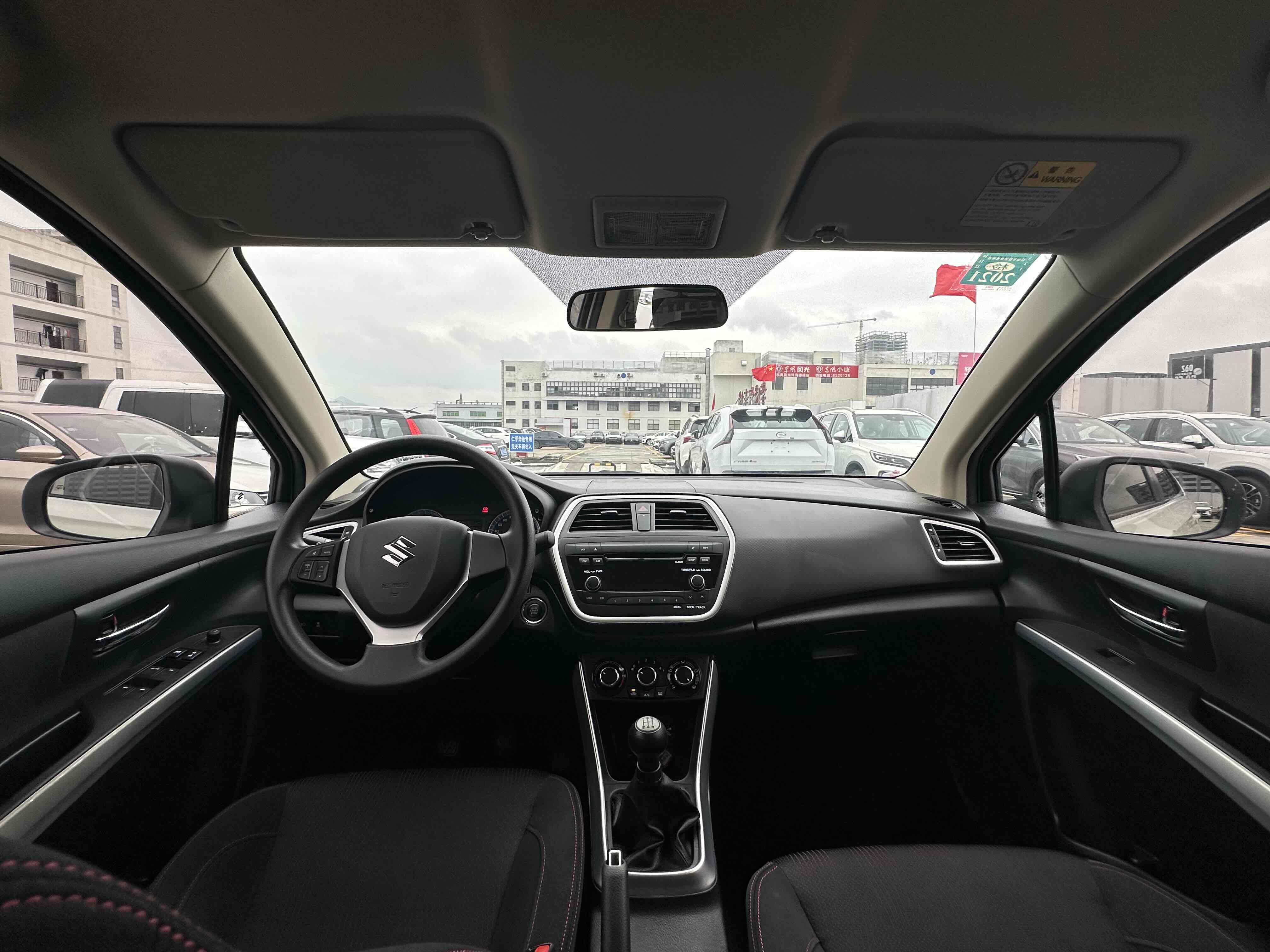 Suzuki S-Cross 2014 immagine di auto #15