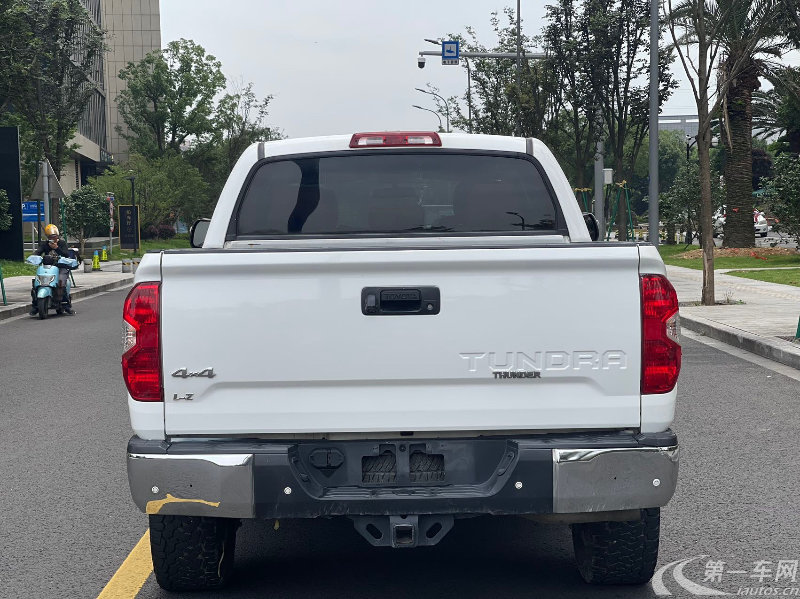 Toyota Tundra 2015 immagine di auto #15