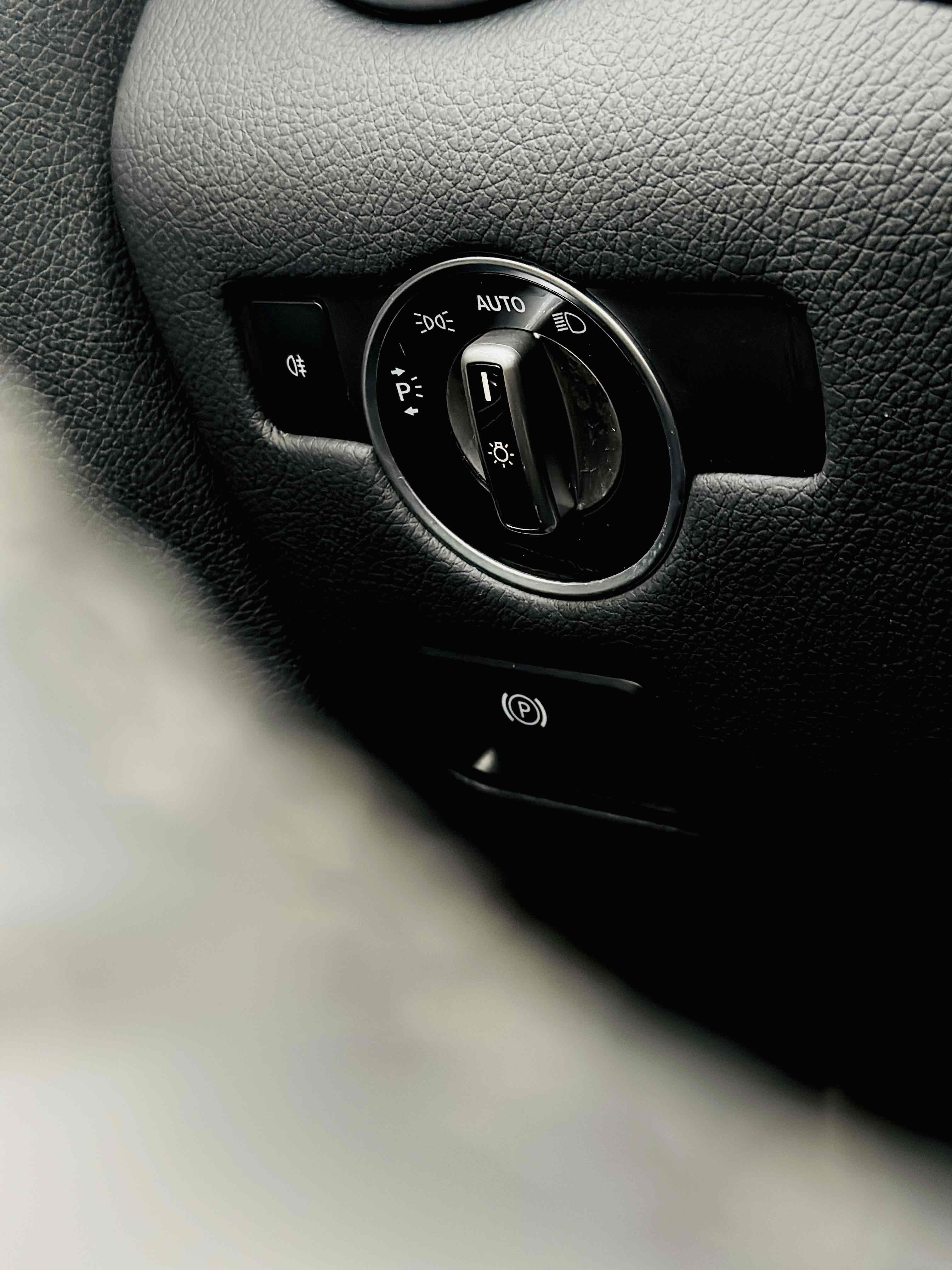 Mercedes-Benz SLC Class 2019 #15 Mercedes-Benz SLC Class 2019 car image #15