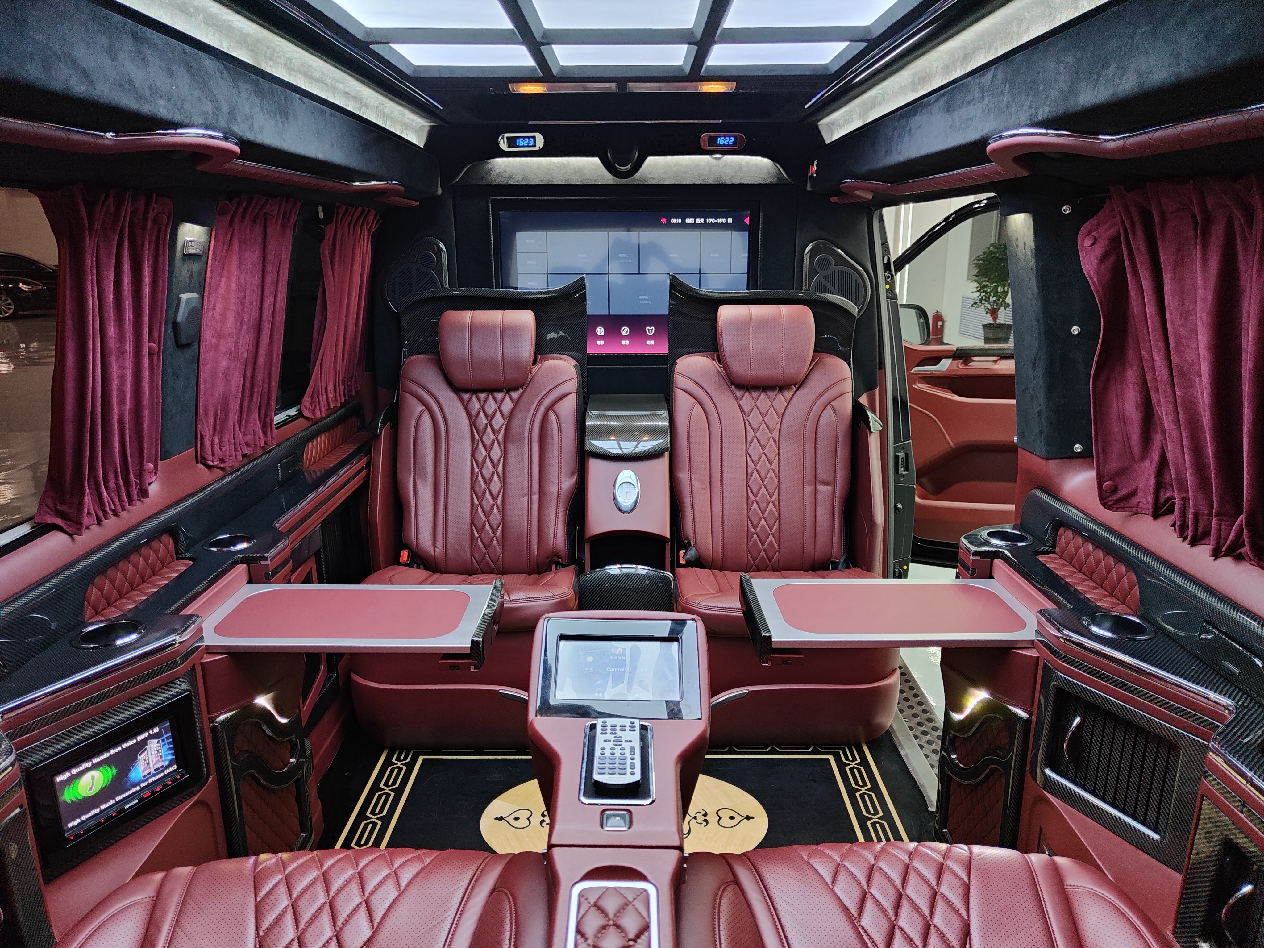 Volkswagen Caravelle 2018 #15 Volkswagen Caravelle 2018 car image #15