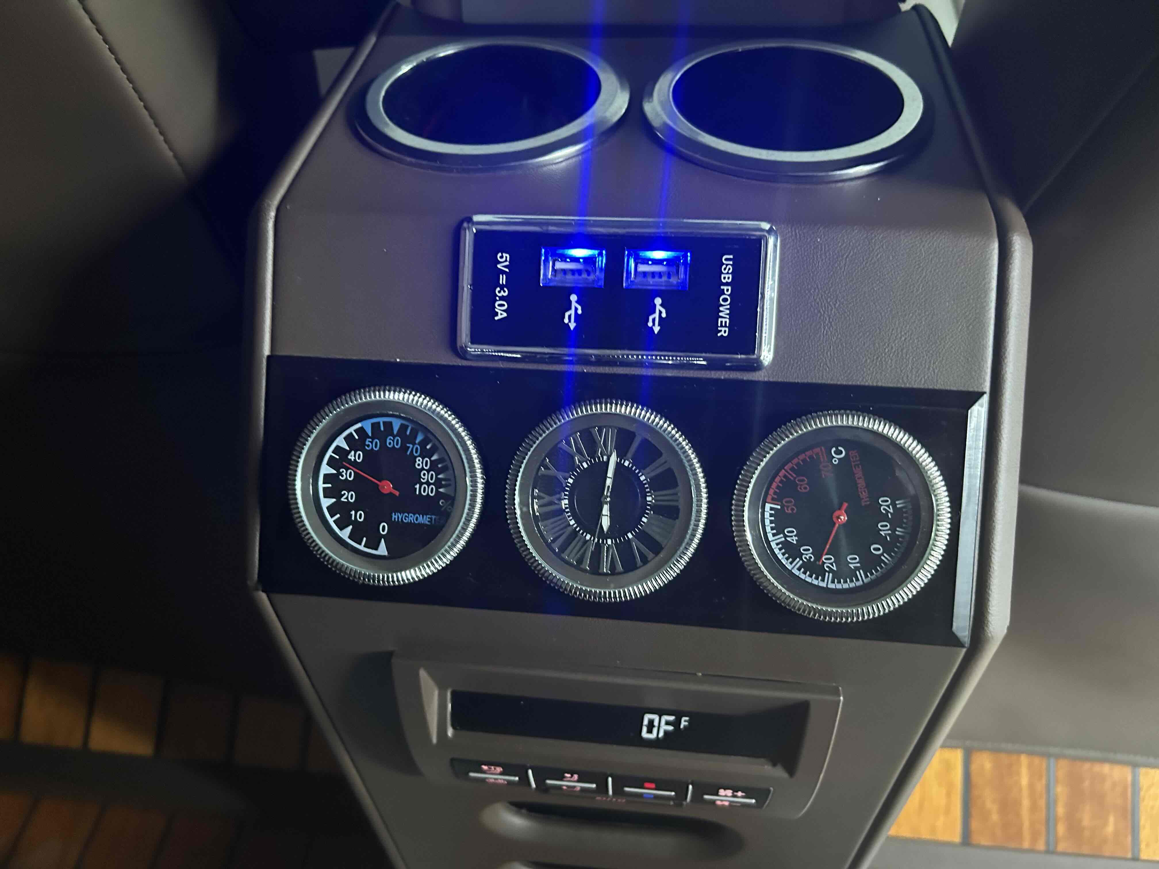 Volkswagen Caravelle 2020 car image #15