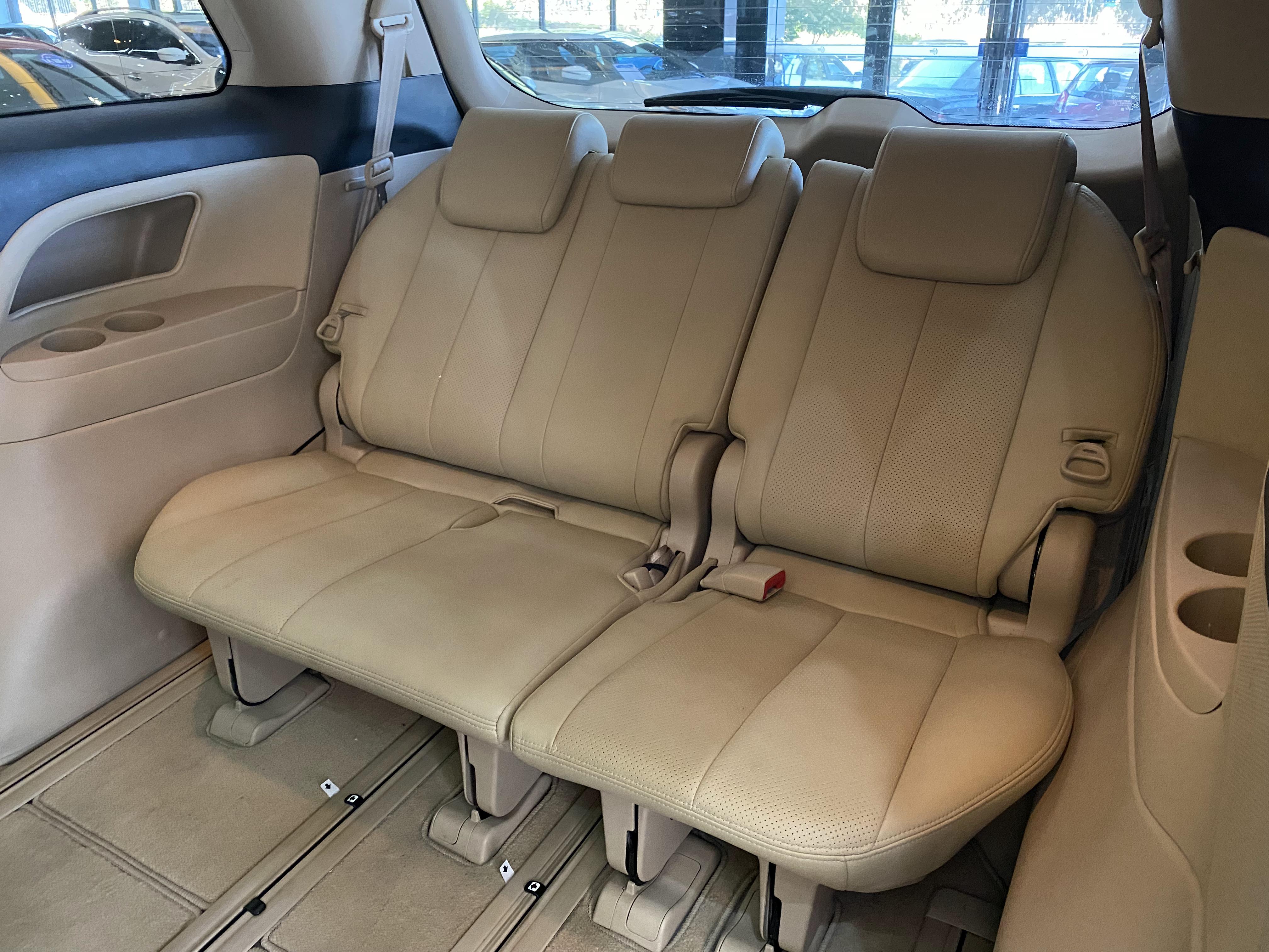 Toyota Previa 2017 #15 Toyota Previa 2017 car image #15