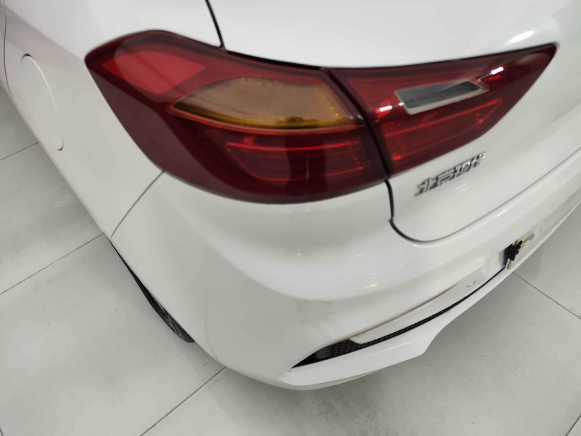 Hyundai Verna RV 2017 #15 Hyundai Verna RV 2017 car image #15