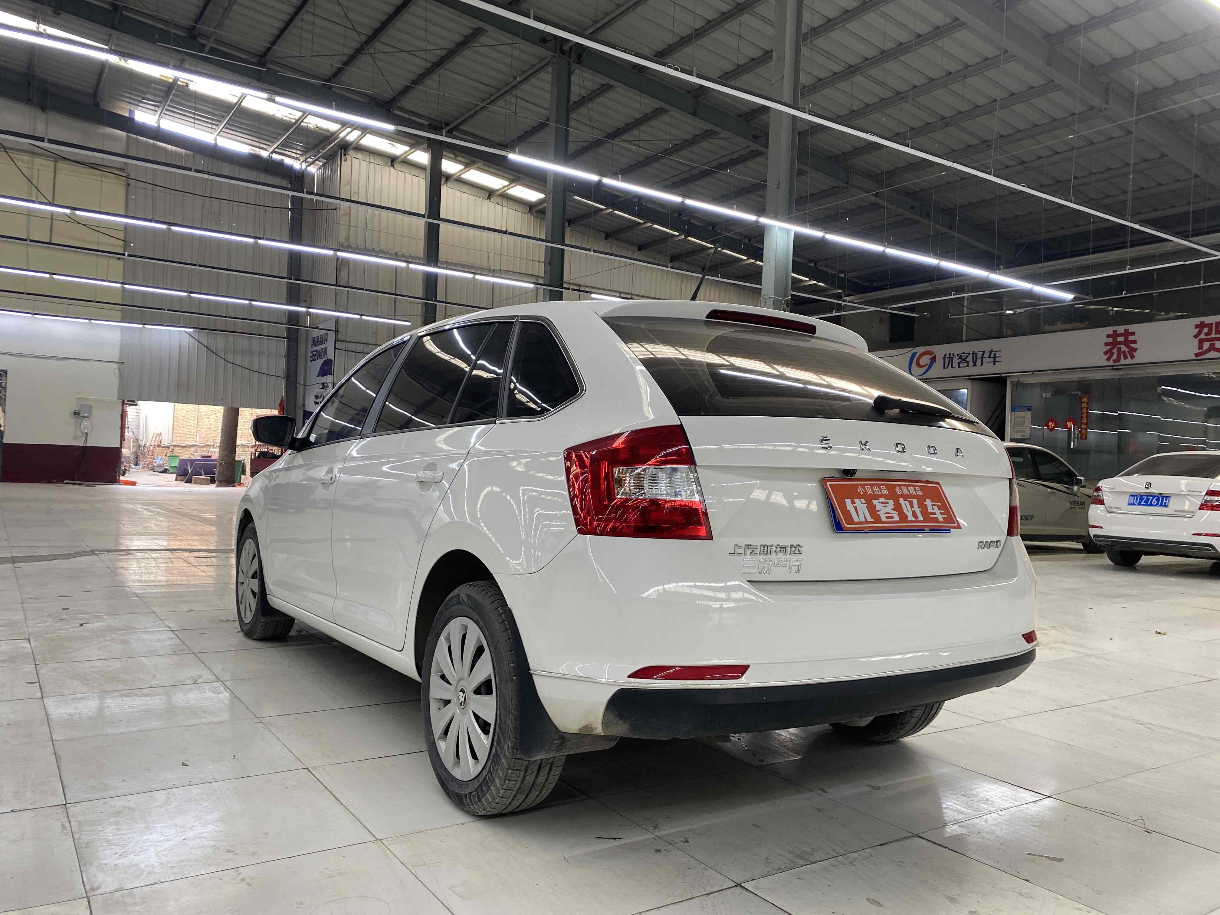 Skoda Rapid Spaceback 2019 car image #15