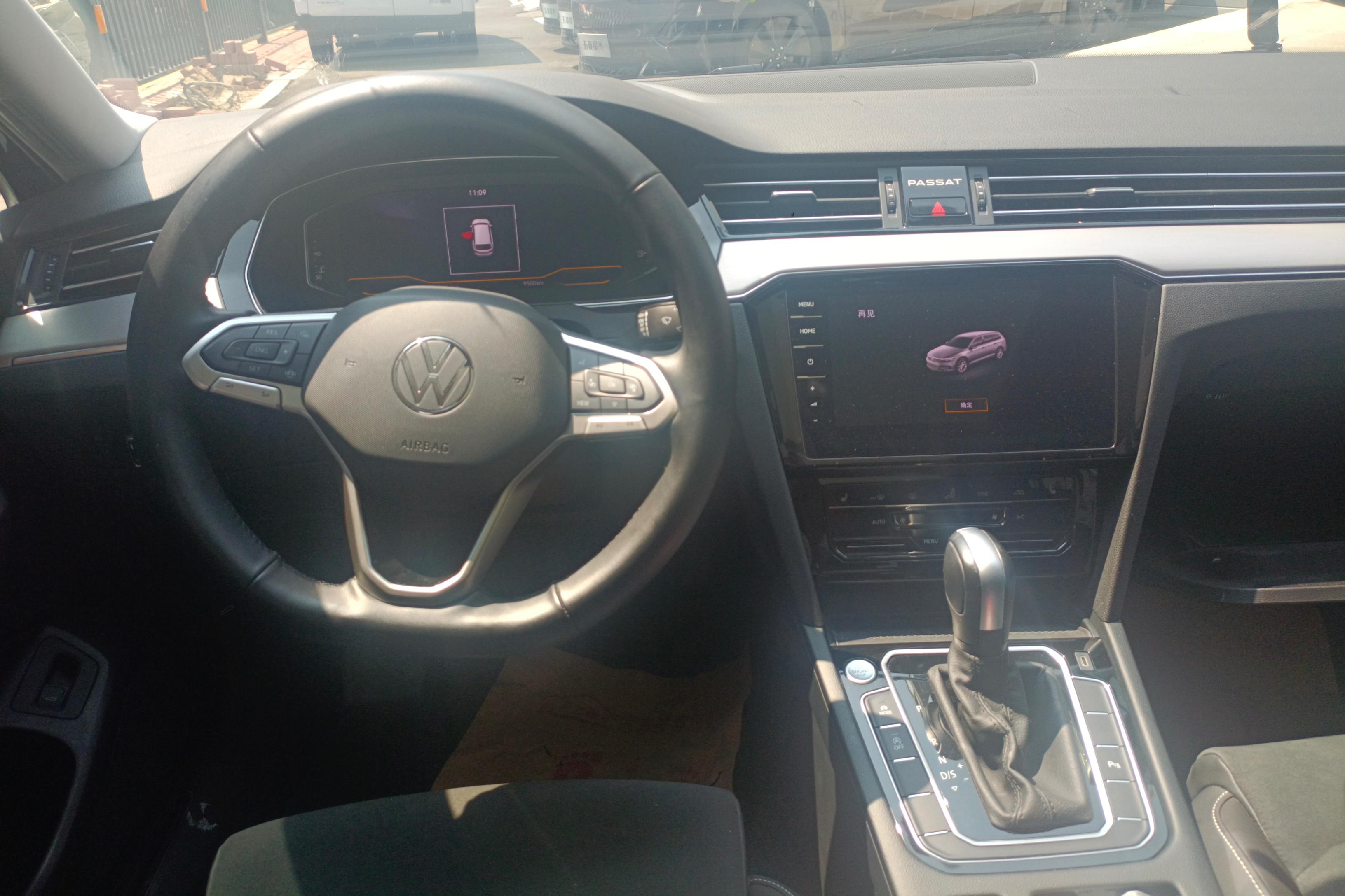 Volkswagen Passat Variant 2021 immagine di auto #15