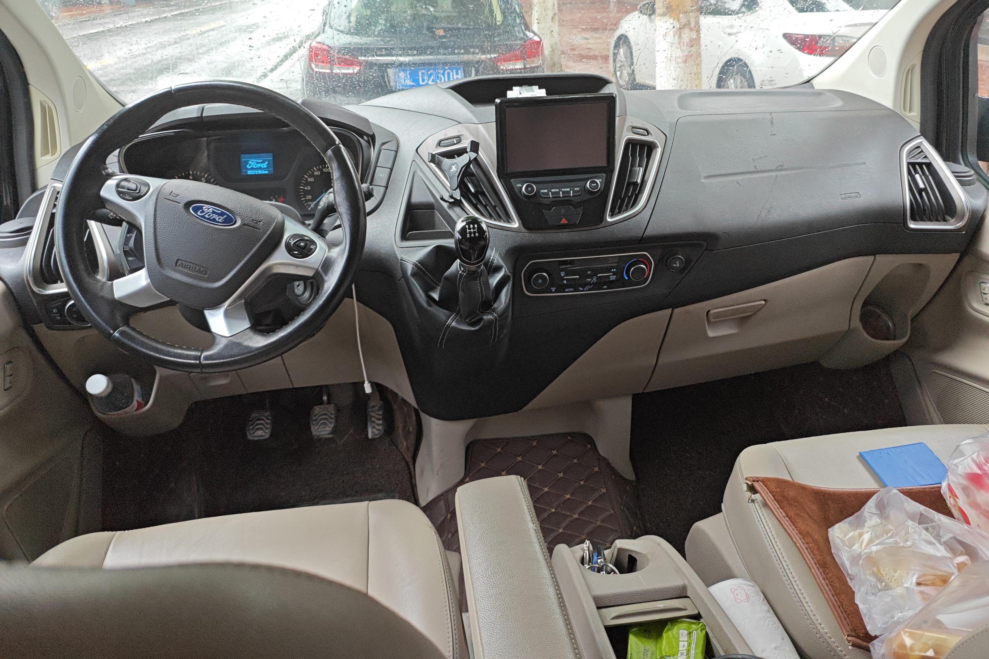 Ford Tourneo 2016 immagine di auto #15