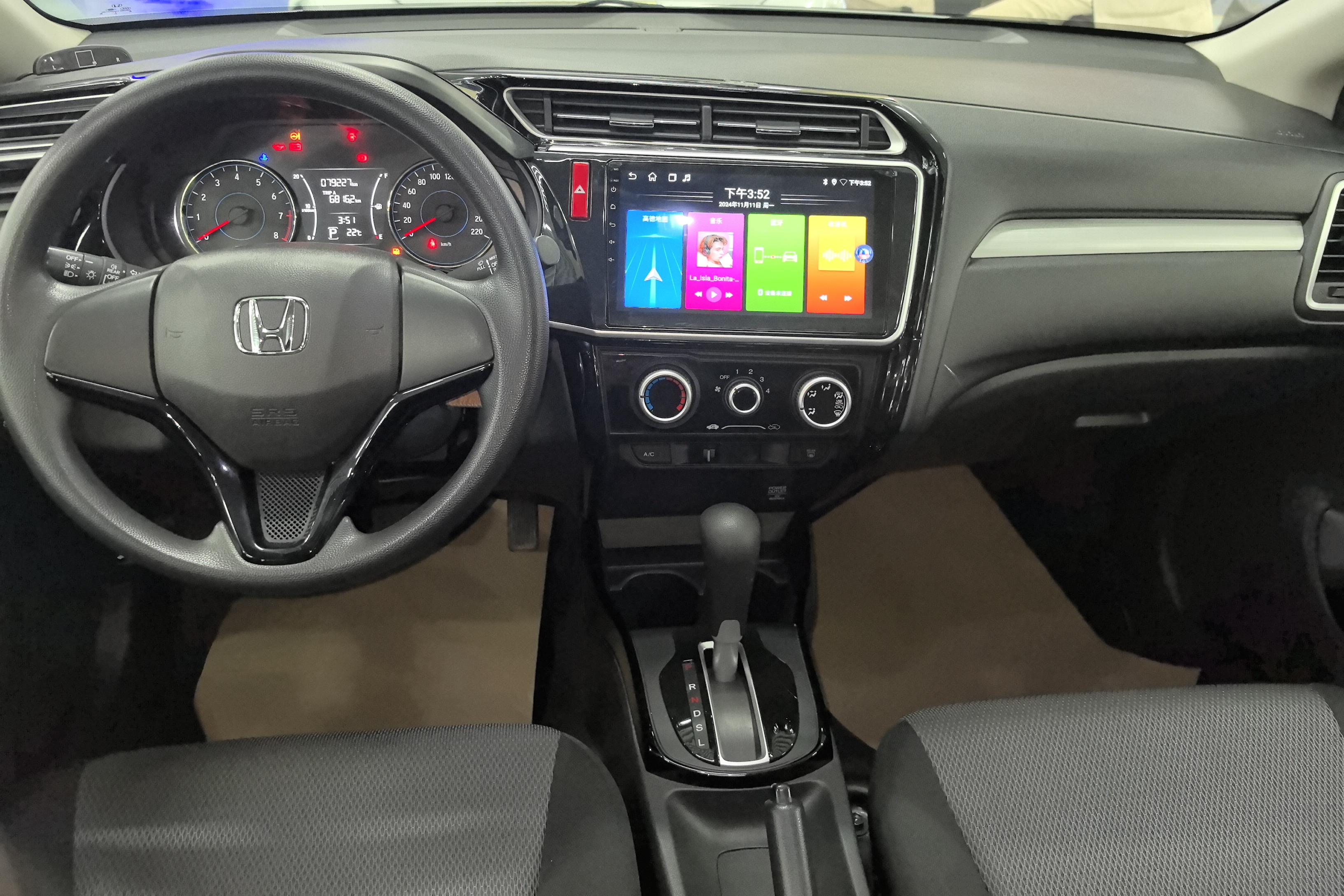 Honda Gienia 2018 car image #15