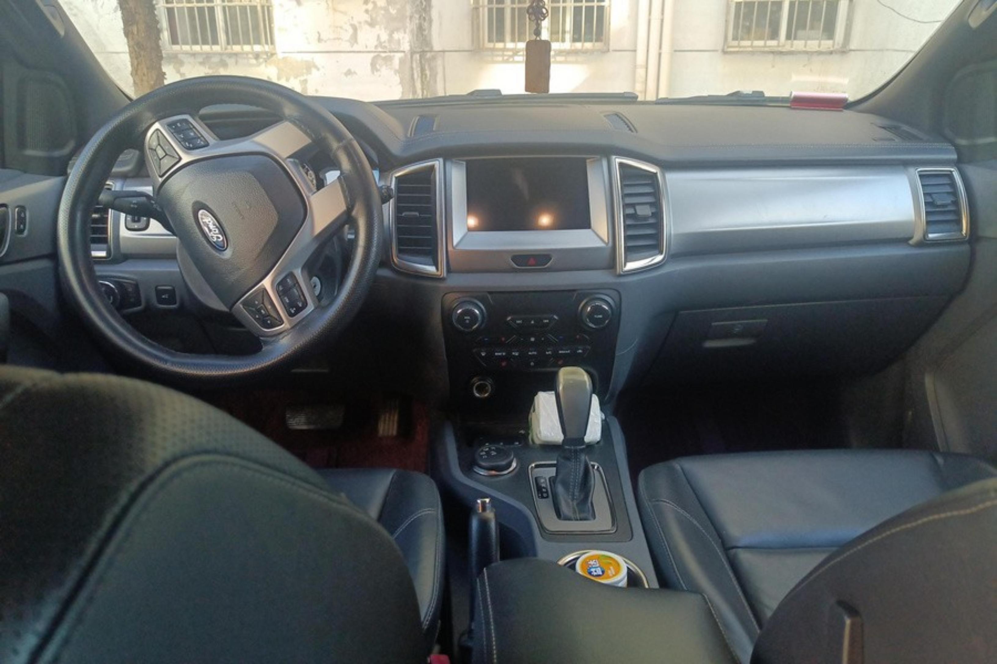 Ford Everest 2018 #15 Ford Everest 2018 car image #15