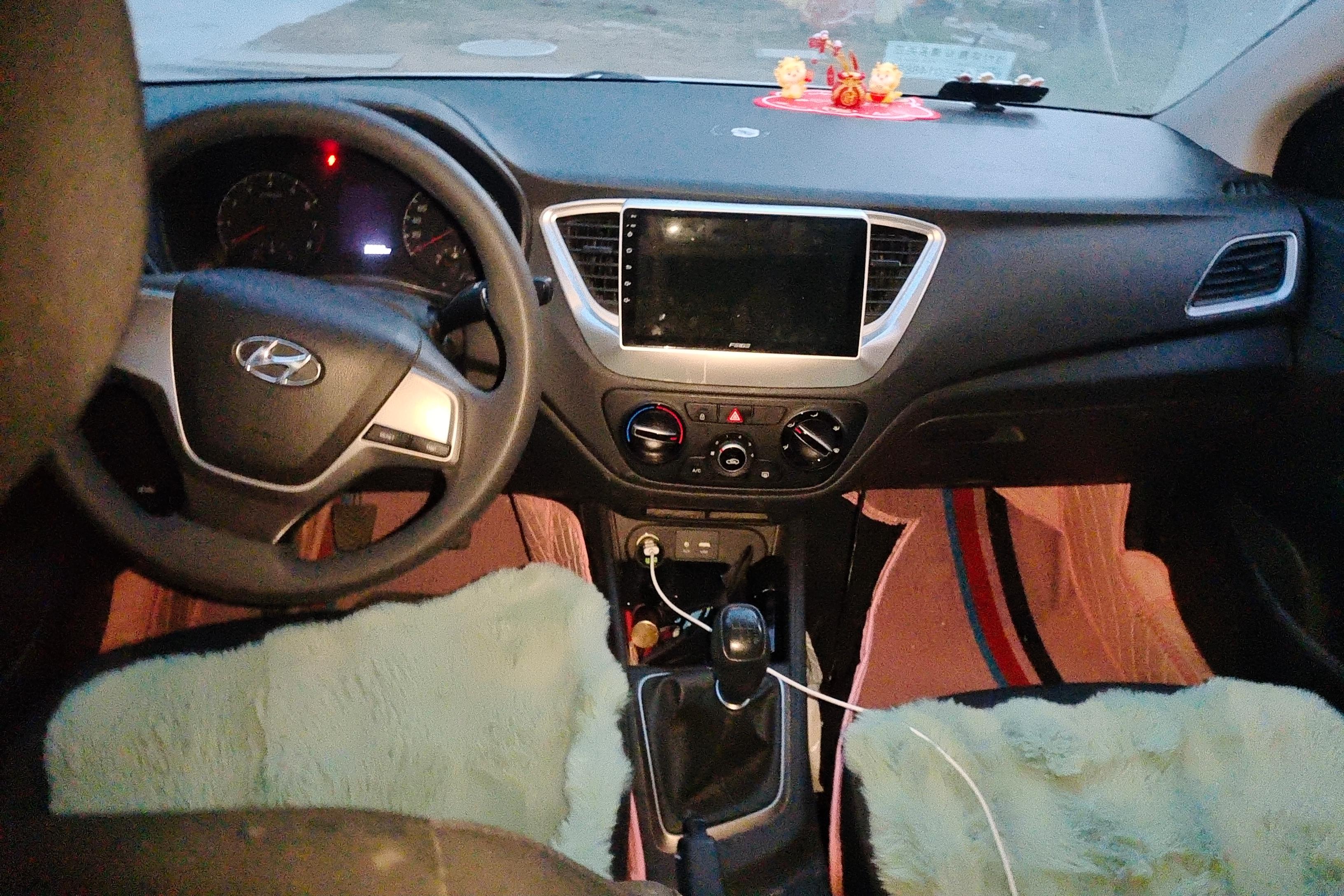 Hyundai Verna 2019 #15 Hyundai Verna 2019 car image #15