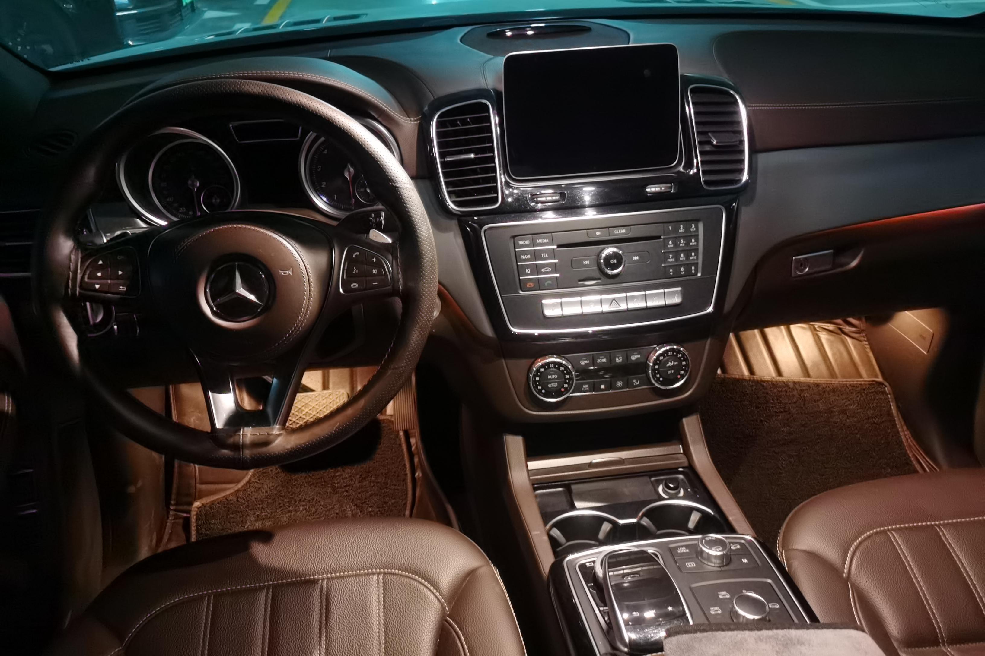 奔驰 奔驰GLS AMG 2016 汽车图片 #15