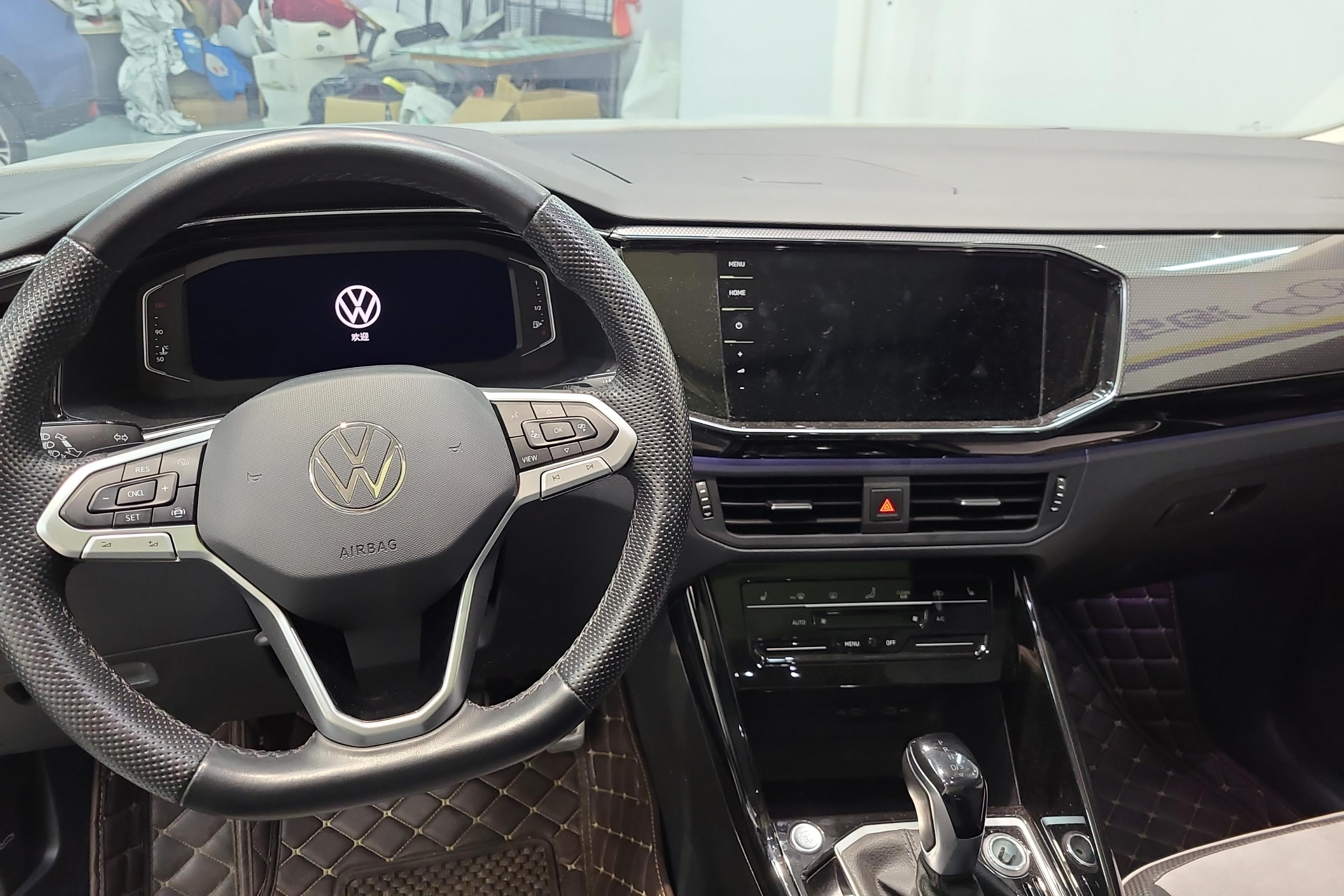 Volkswagen Tayron X 2022 car image #15