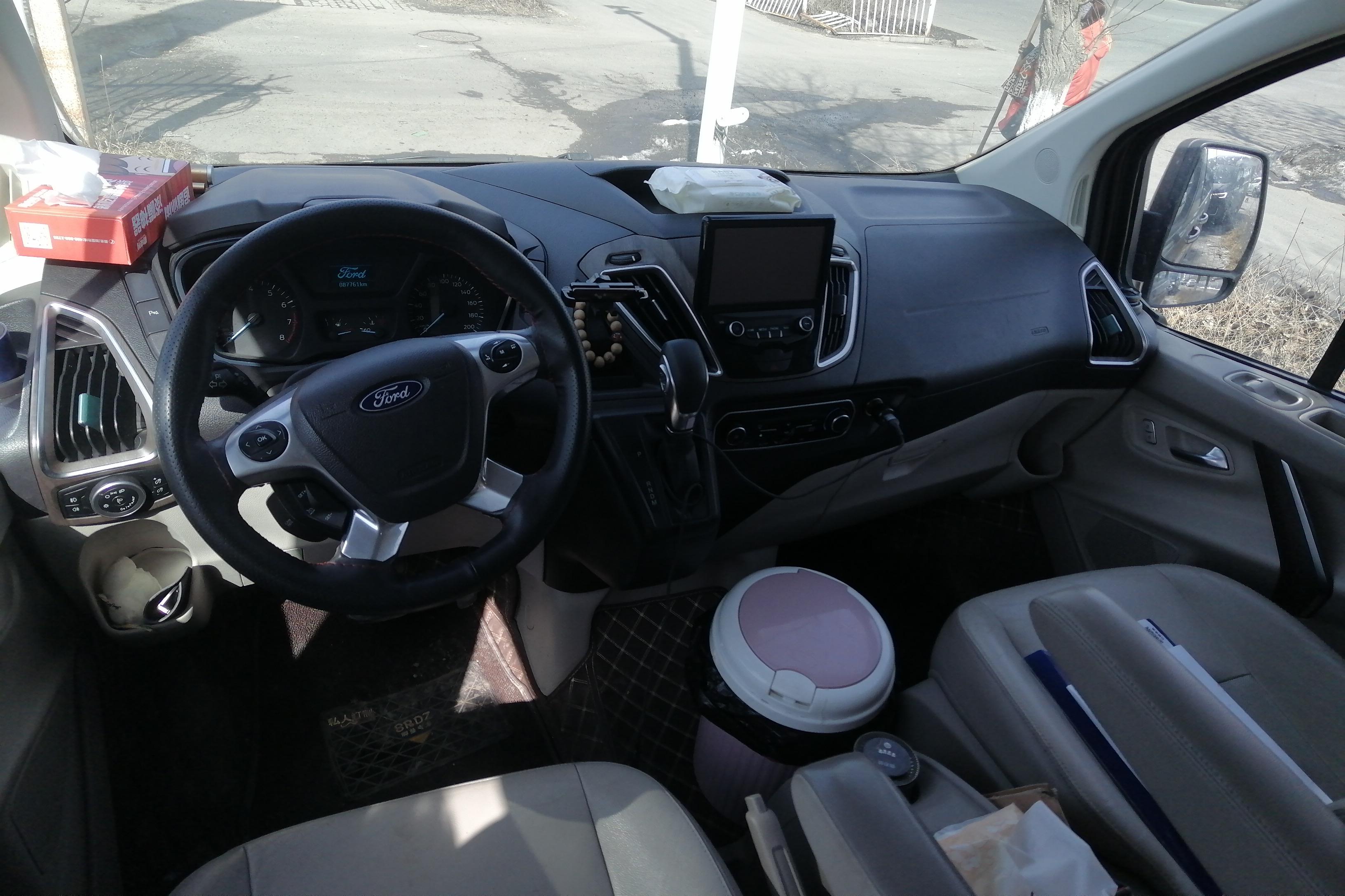 Ford Tourneo 2018 صورة سيارة #15