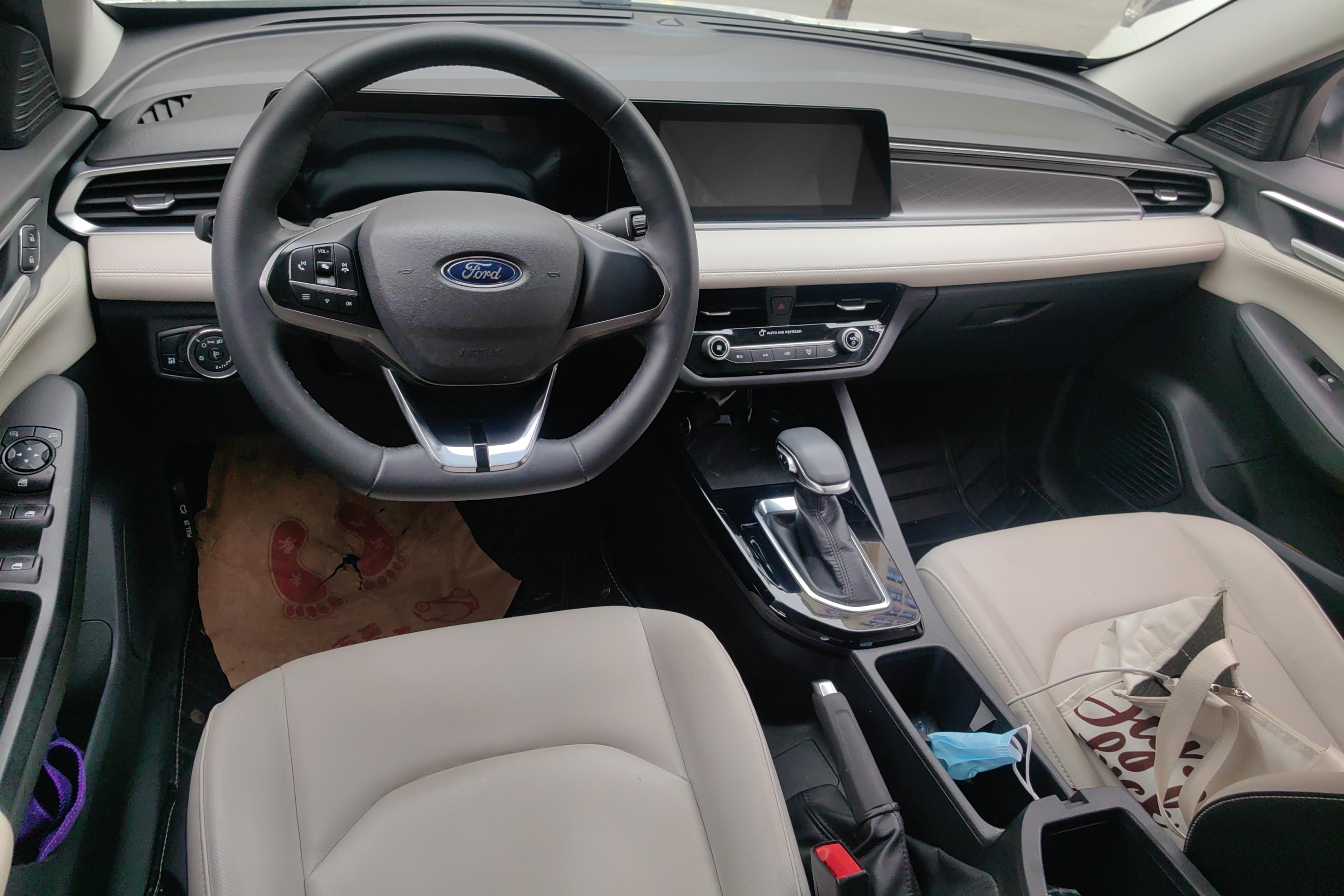 Ford Escort 2021 car image #15