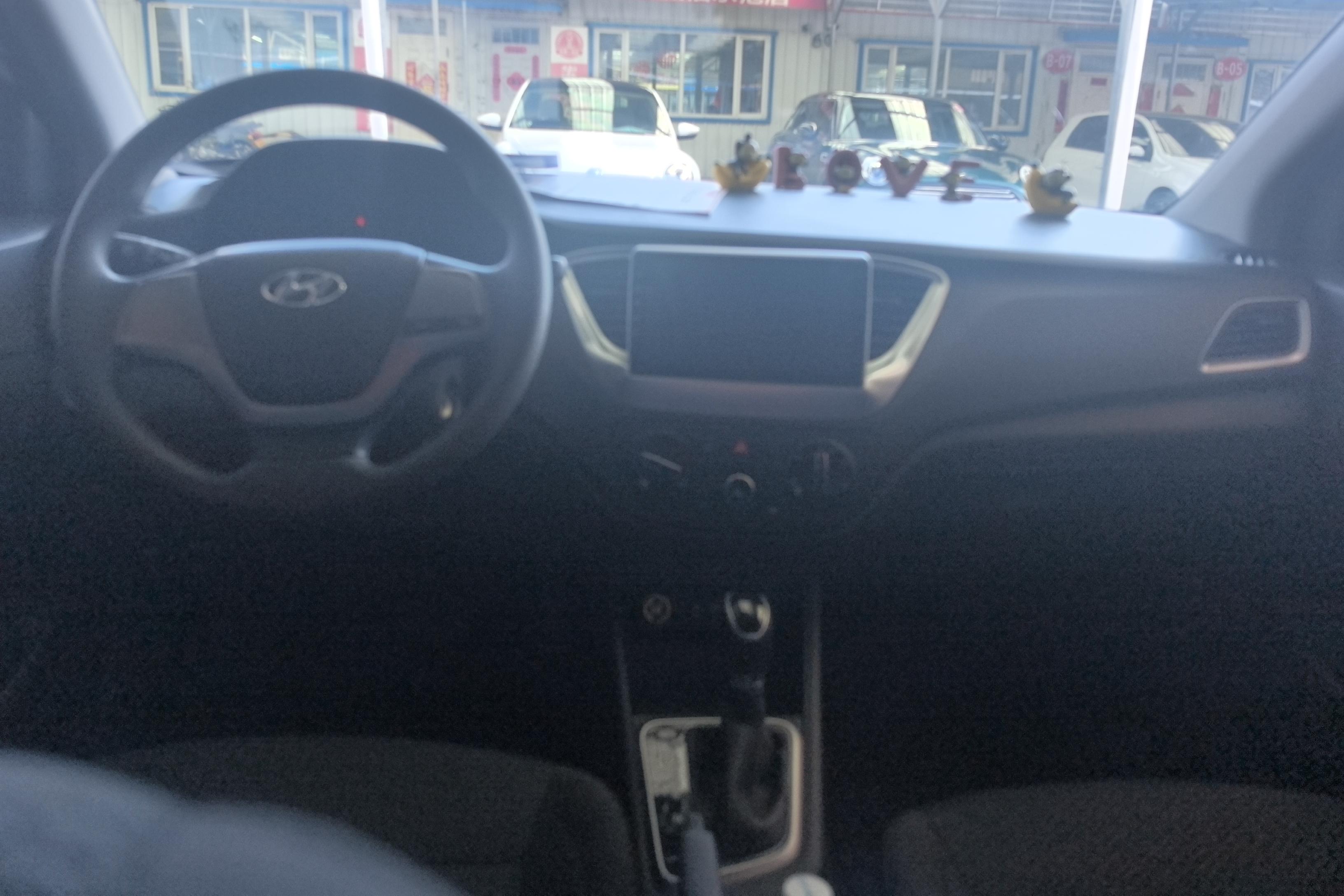 Hyundai Verna 2018 #15 Hyundai Verna 2018 car image #15