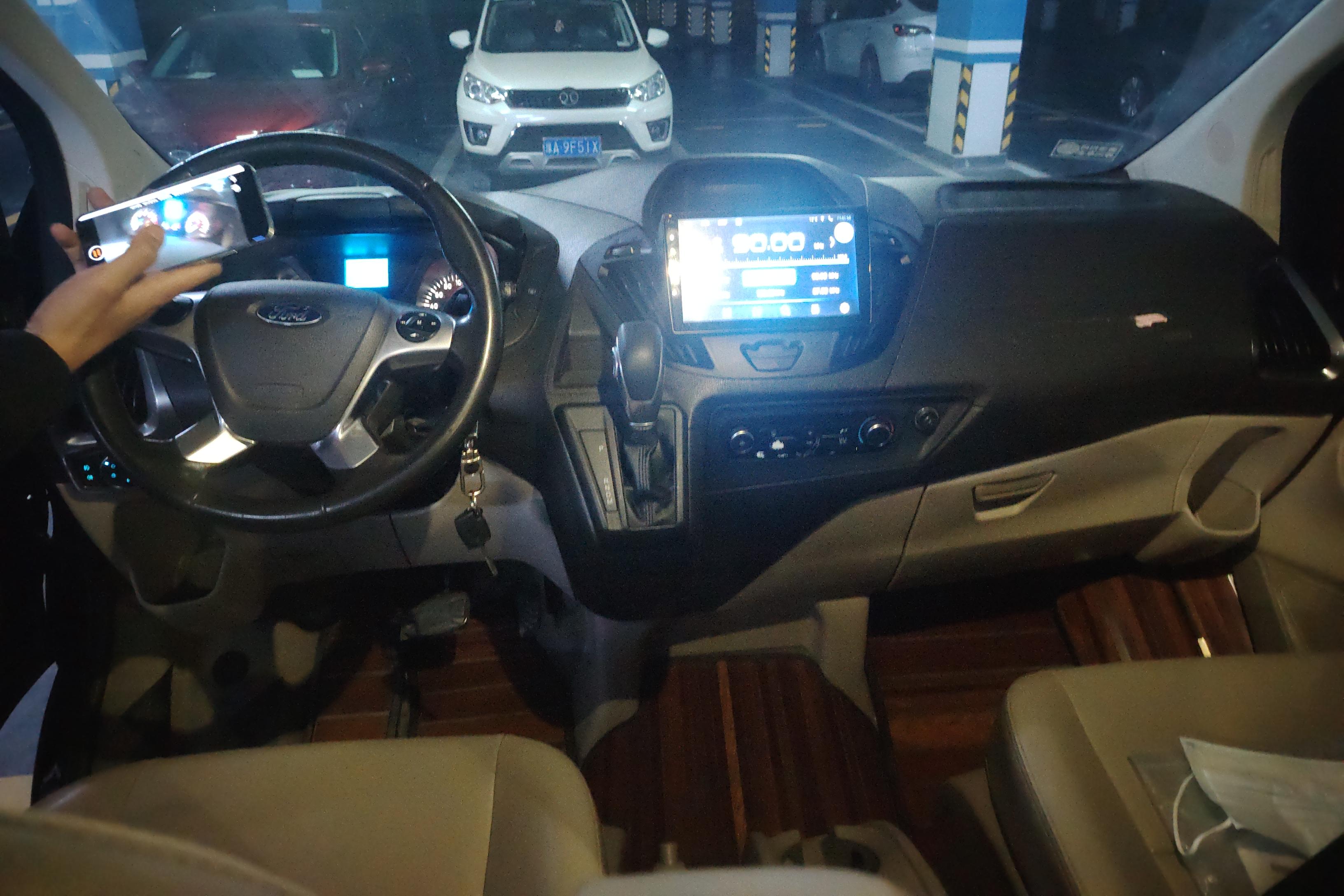 Ford Tourneo 2017 car image #15